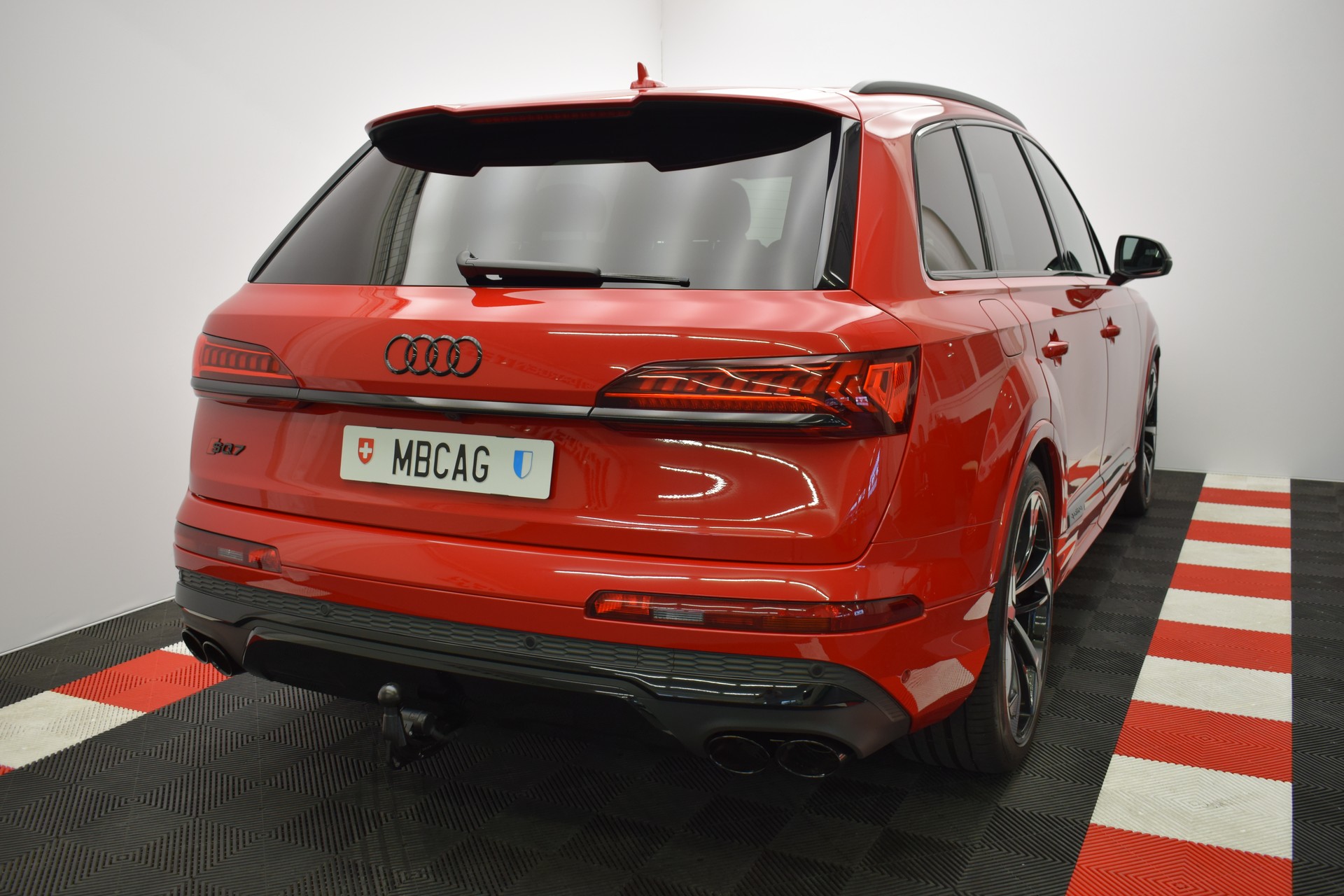AUDI SQ7 TFSI quattro tiptronic, 7 Sitzer, Anhängerkupplung-image-12