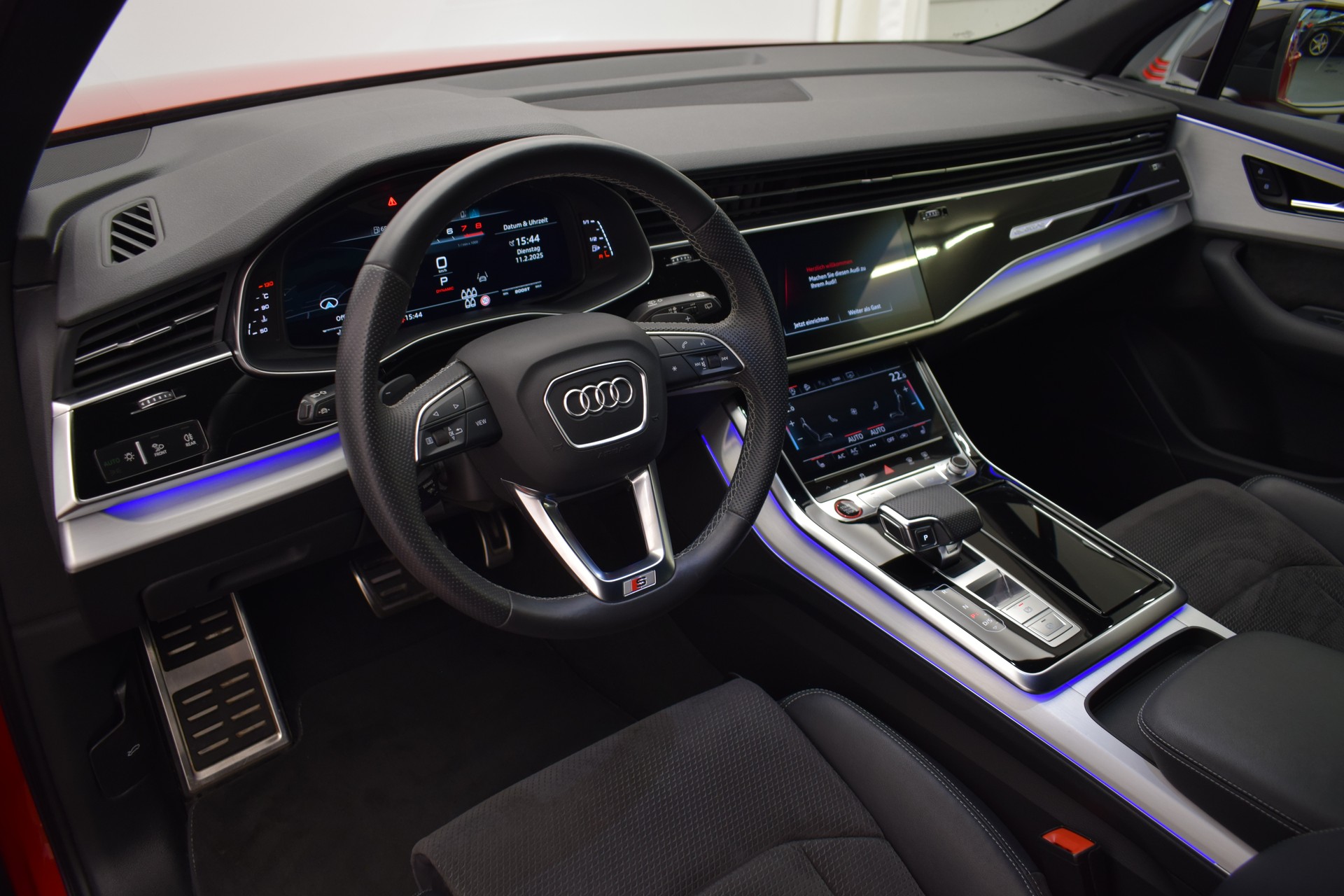 AUDI SQ7 TFSI quattro tiptronic, 7 Sitzer, Anhängerkupplung-image-15