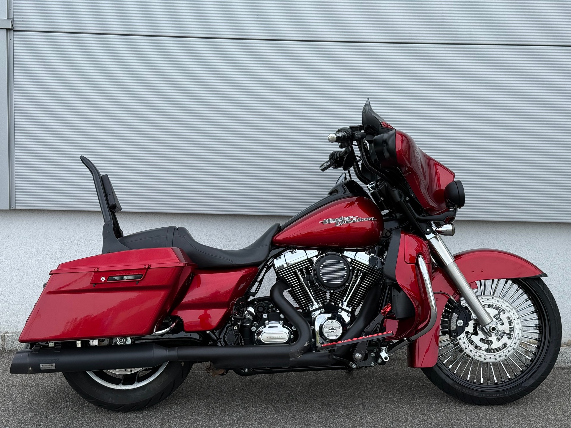 HARLEY-DAVIDSON FLHX Street Glide ABS
