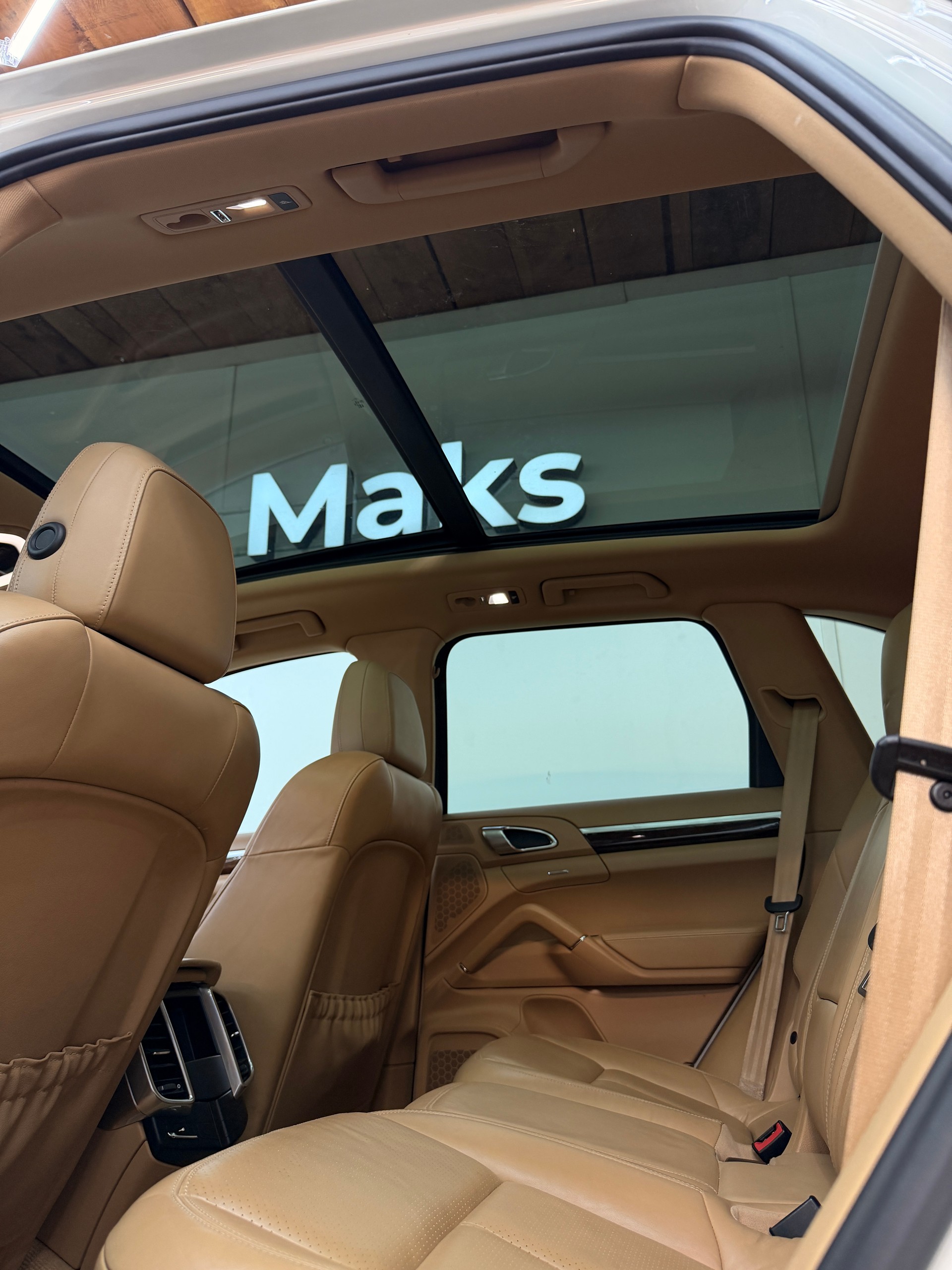 PORSCHE Cayenne Diesel-image-9