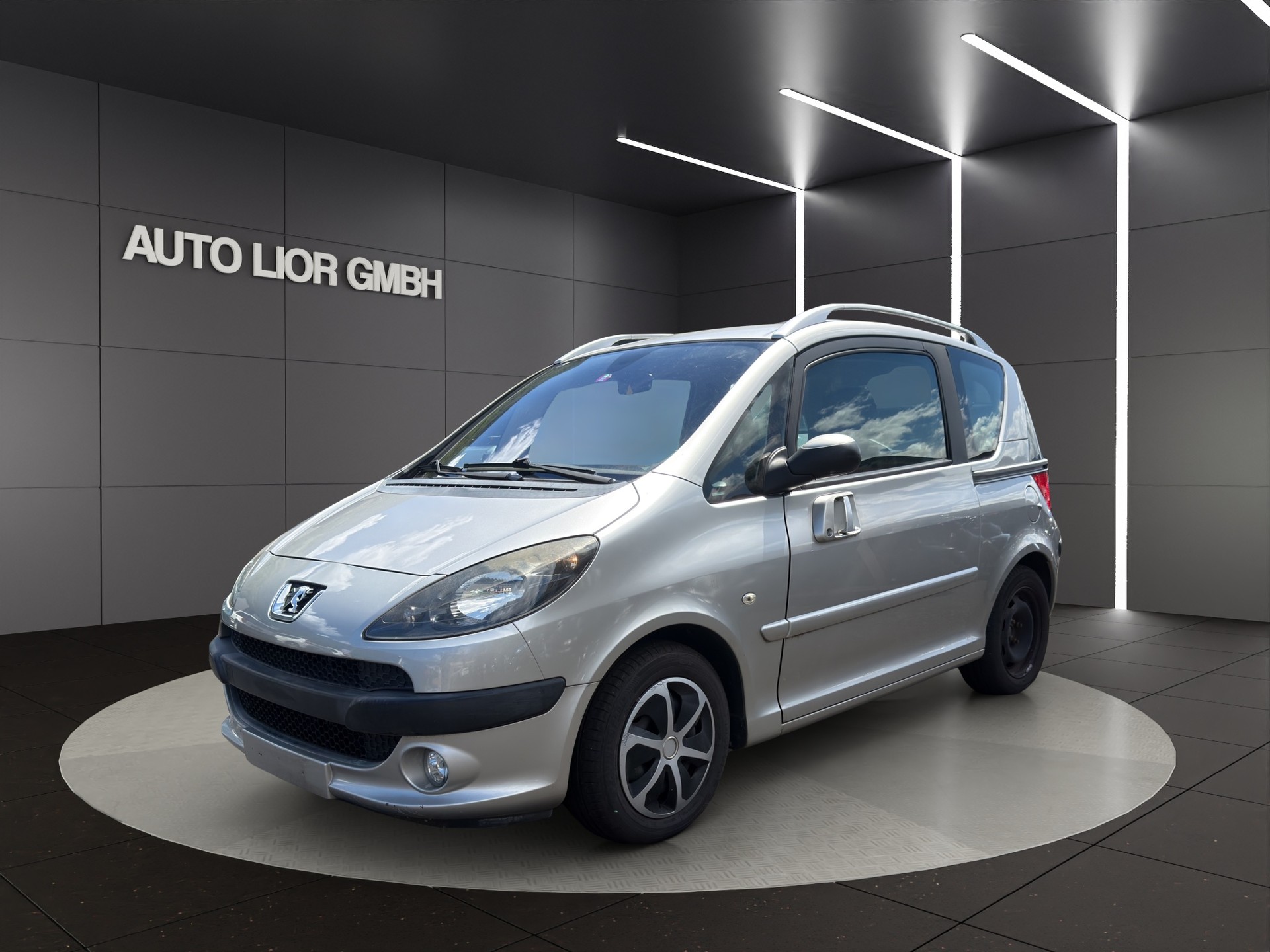 PEUGEOT 1007 1.4 HDI Sporty