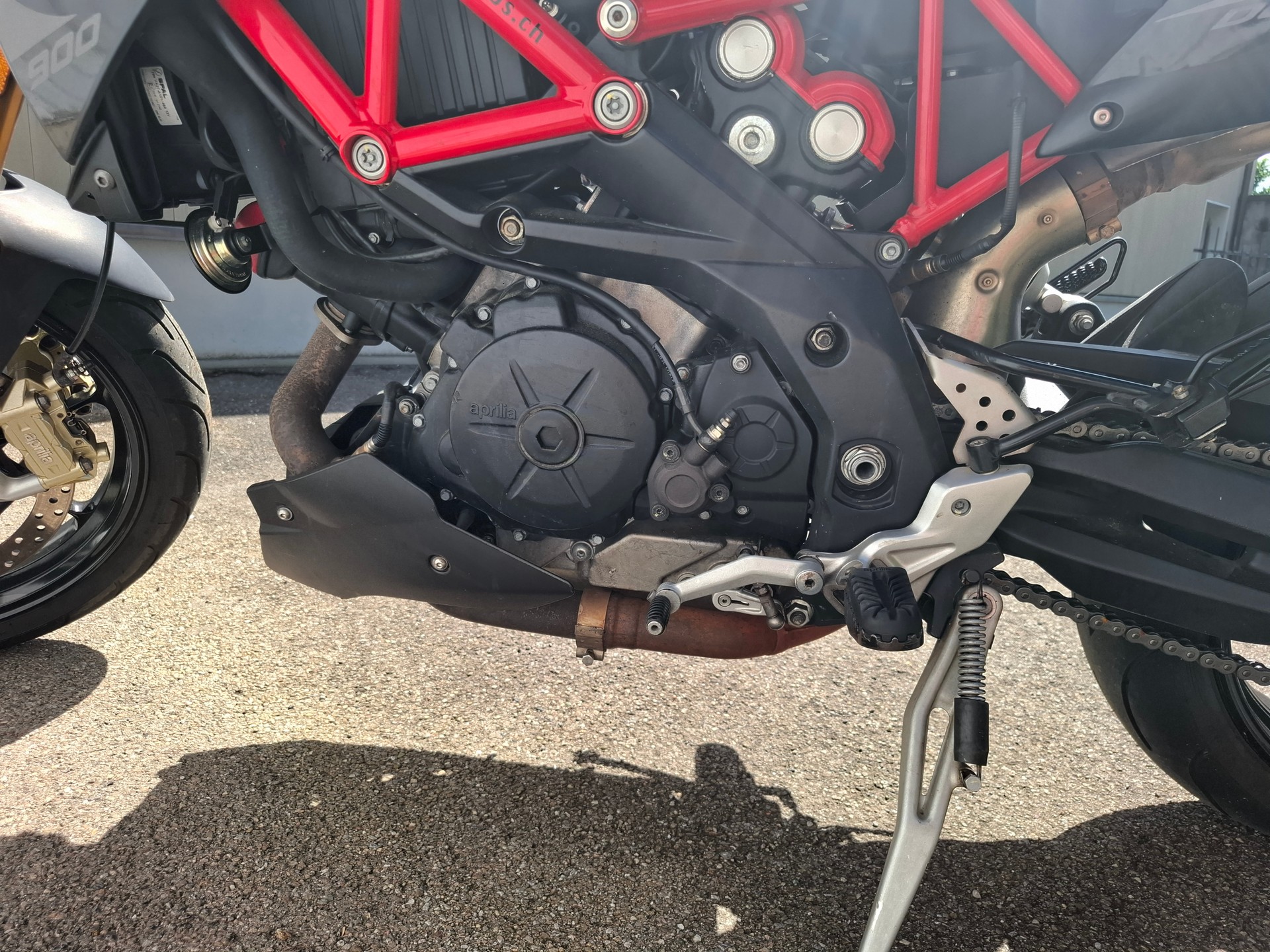 APRILIA Dorsoduro SMV 900-image-11