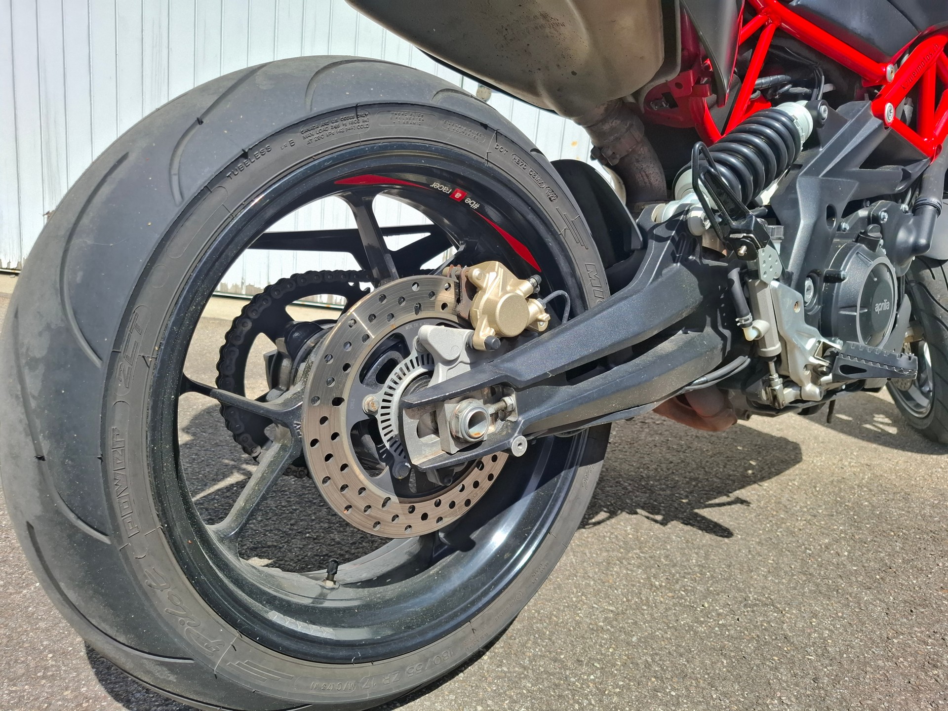APRILIA Dorsoduro SMV 900-image-9