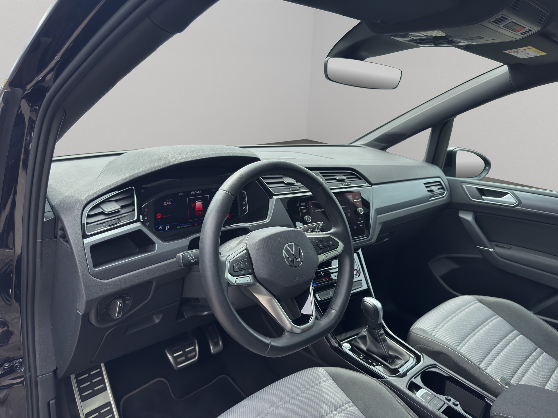 VW Touran 1.5 TSI EVO Highline DSG-image-9