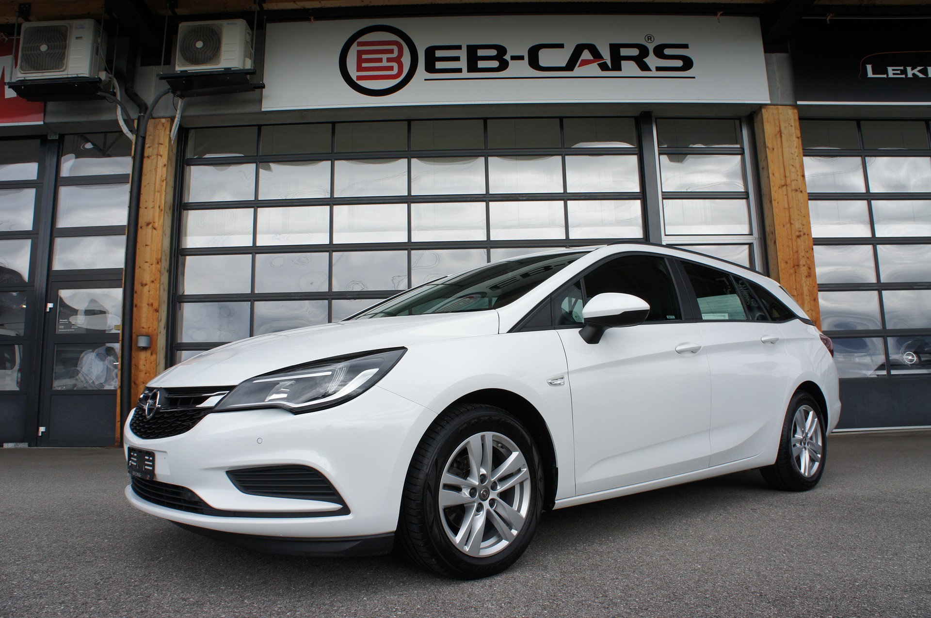 OPEL Astra Sports Tourer 1.6 CDTi ecoF Enjoy-image-0