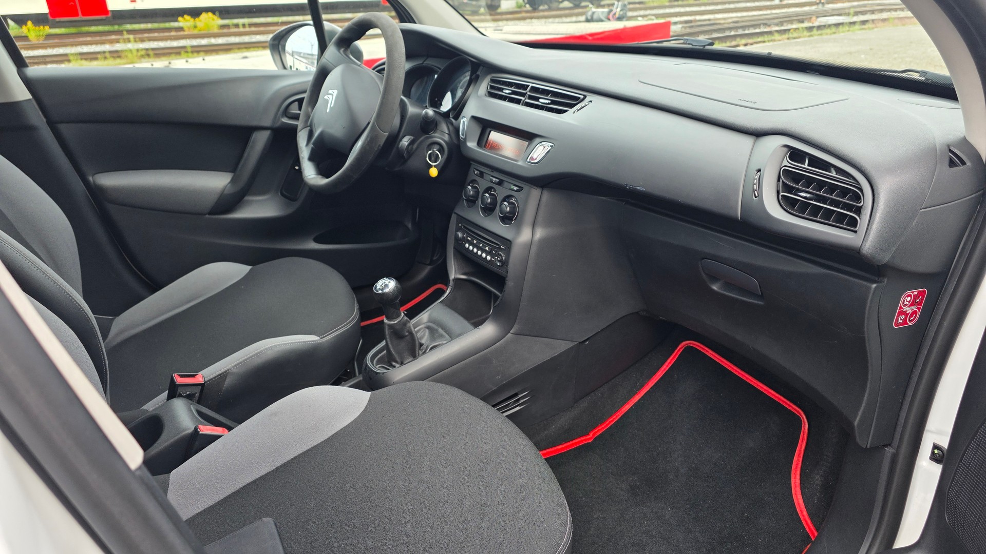 CITROEN C3 1.0i Tonic-image-8