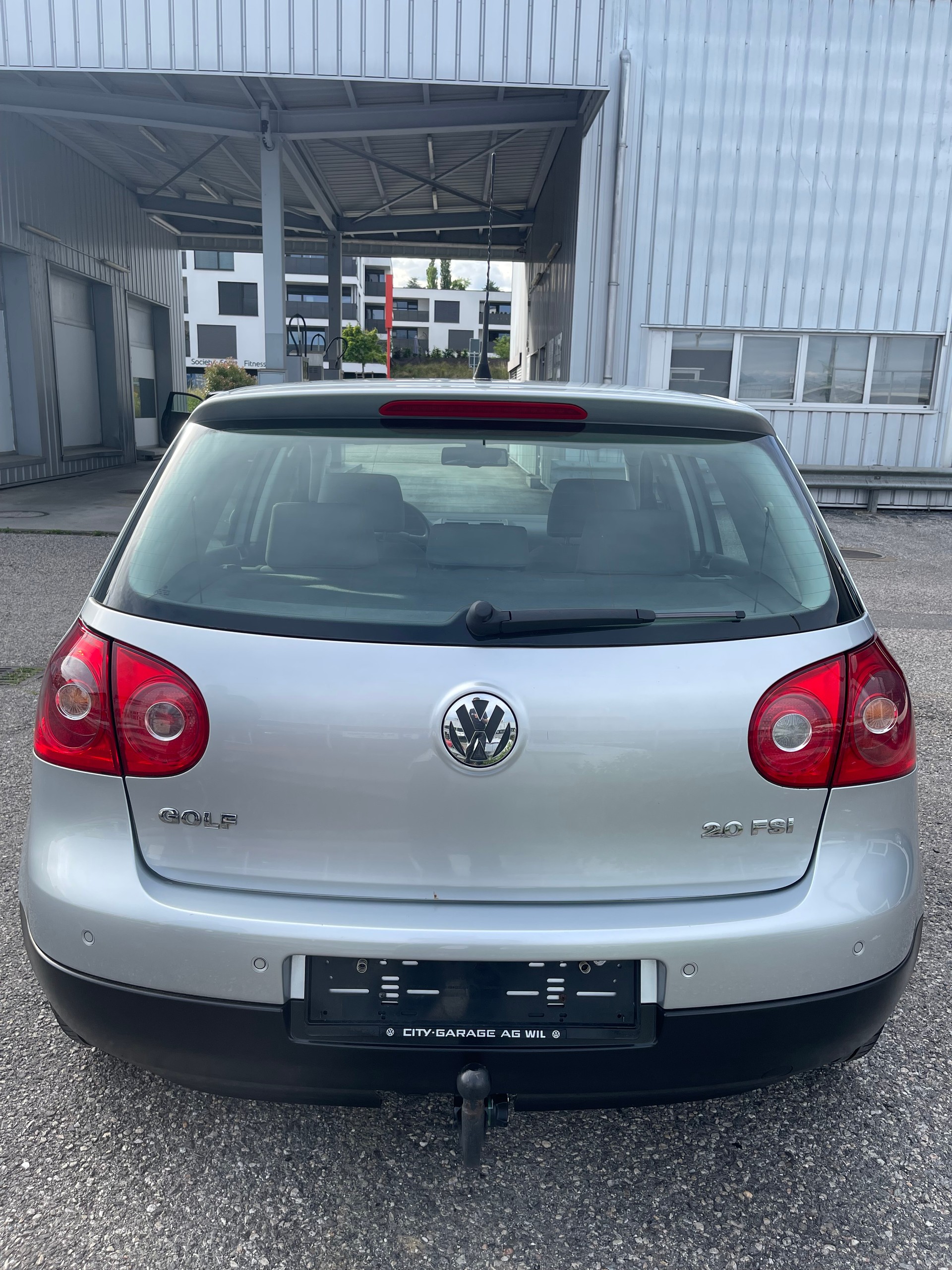 VW Golf 2.0 FSI Comfortline-image-6