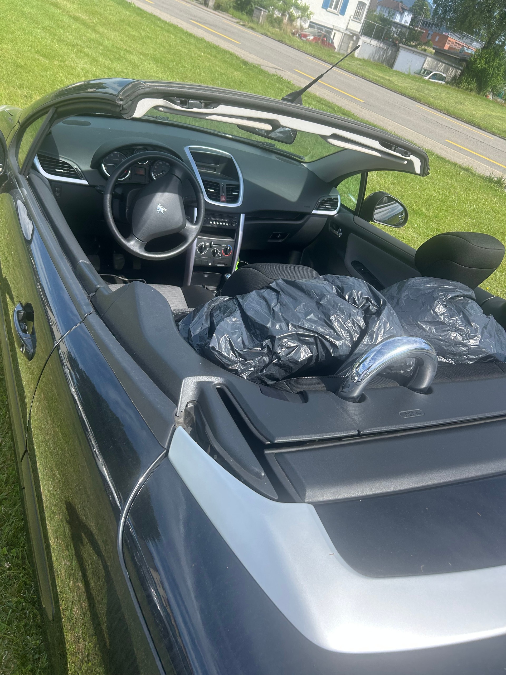 PEUGEOT 207 CC 1.6 16V Sport-image-7