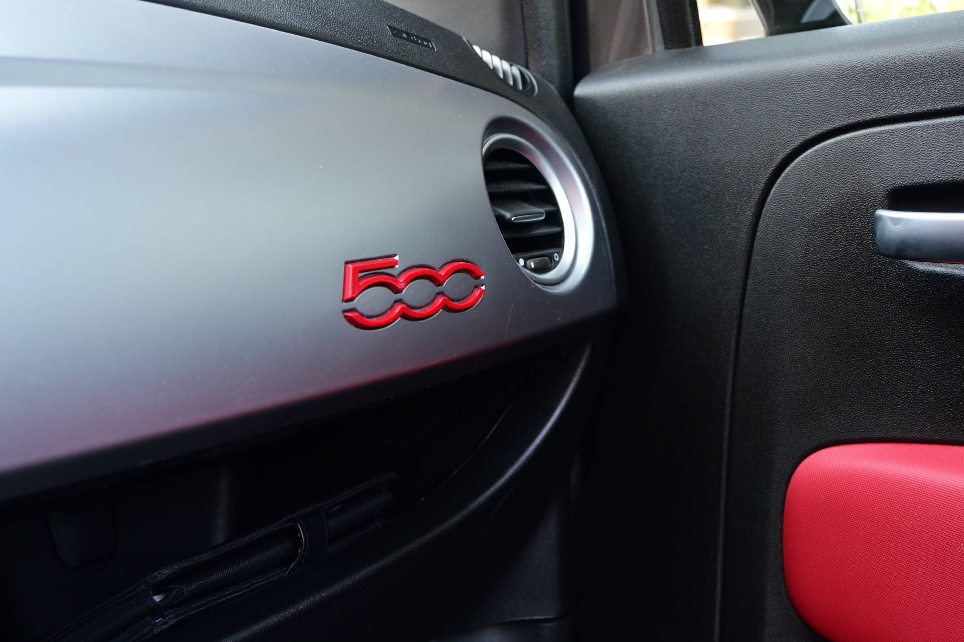 FIAT 500 C 0.9 T TwinAir 105 Lounge **Cabrio**-image-12