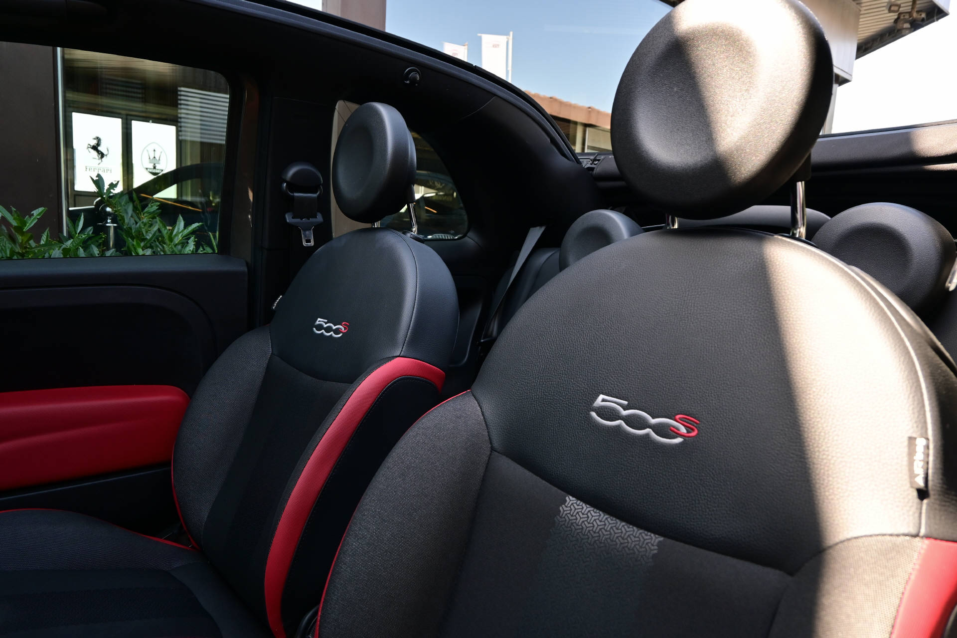 FIAT 500 C 0.9 T TwinAir 105 Lounge **Cabrio**-image-11