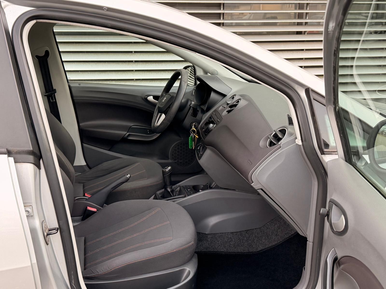 SEAT Ibiza 1.2 TDI Reference-image-4