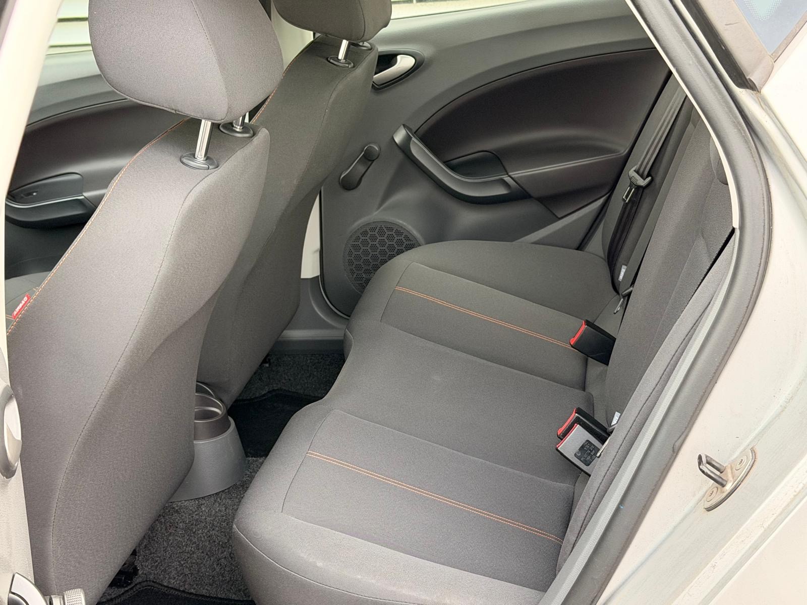 SEAT Ibiza 1.2 TDI Reference-image-2