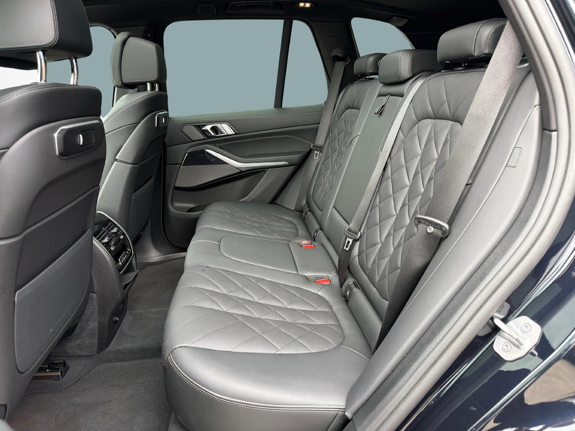BMW X5 50e xDrive SAG-image-18