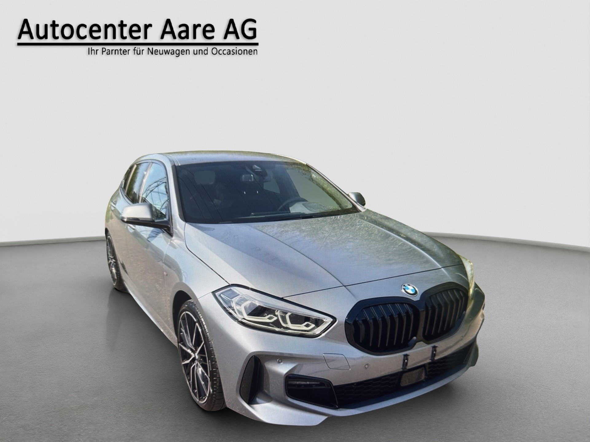 BMW 118d Steptronic M Sport-image-0