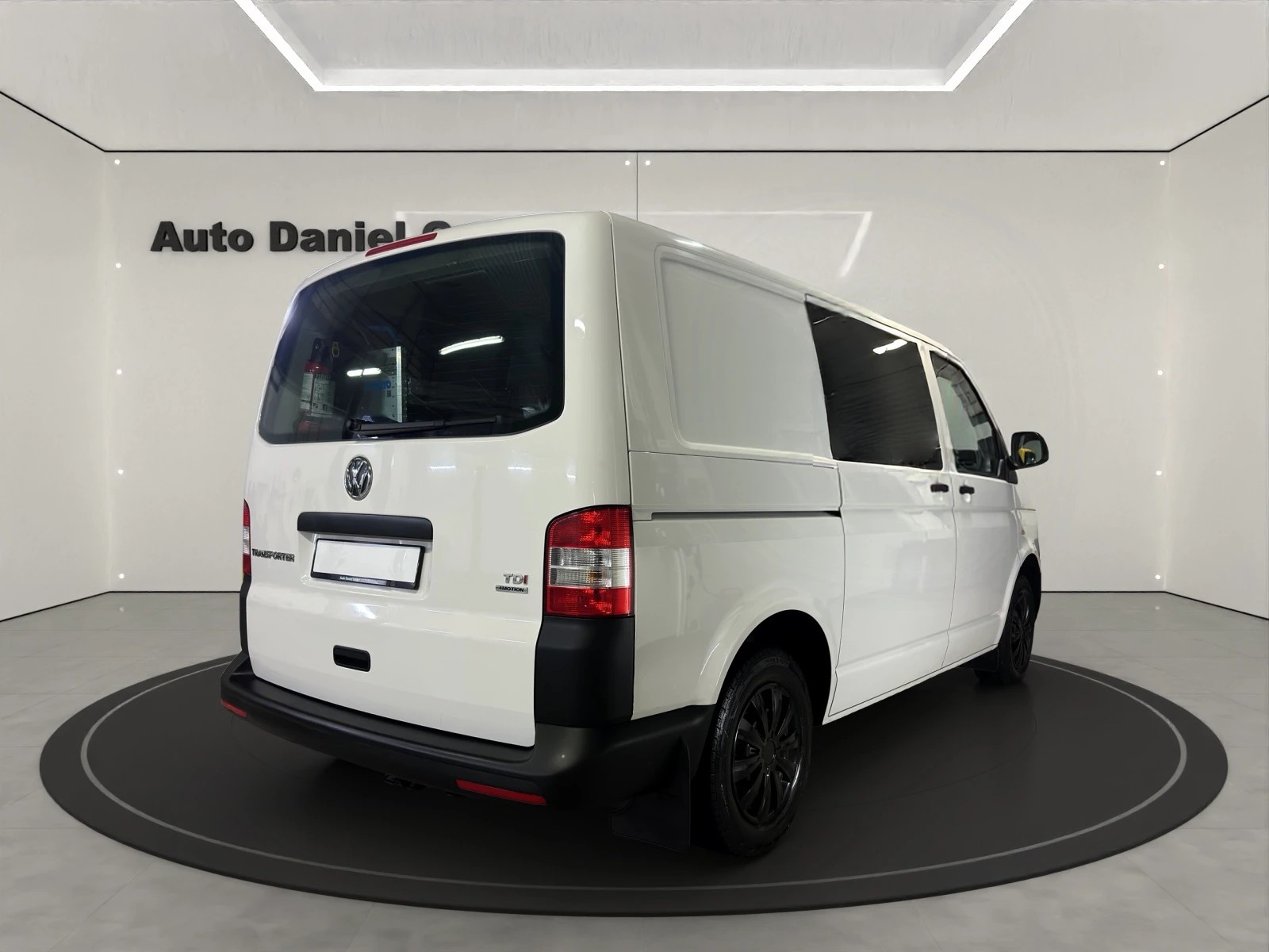 VW T5 2.0 TDI 4Motion ( Mit AHK / Sortimo Regale )-image-4