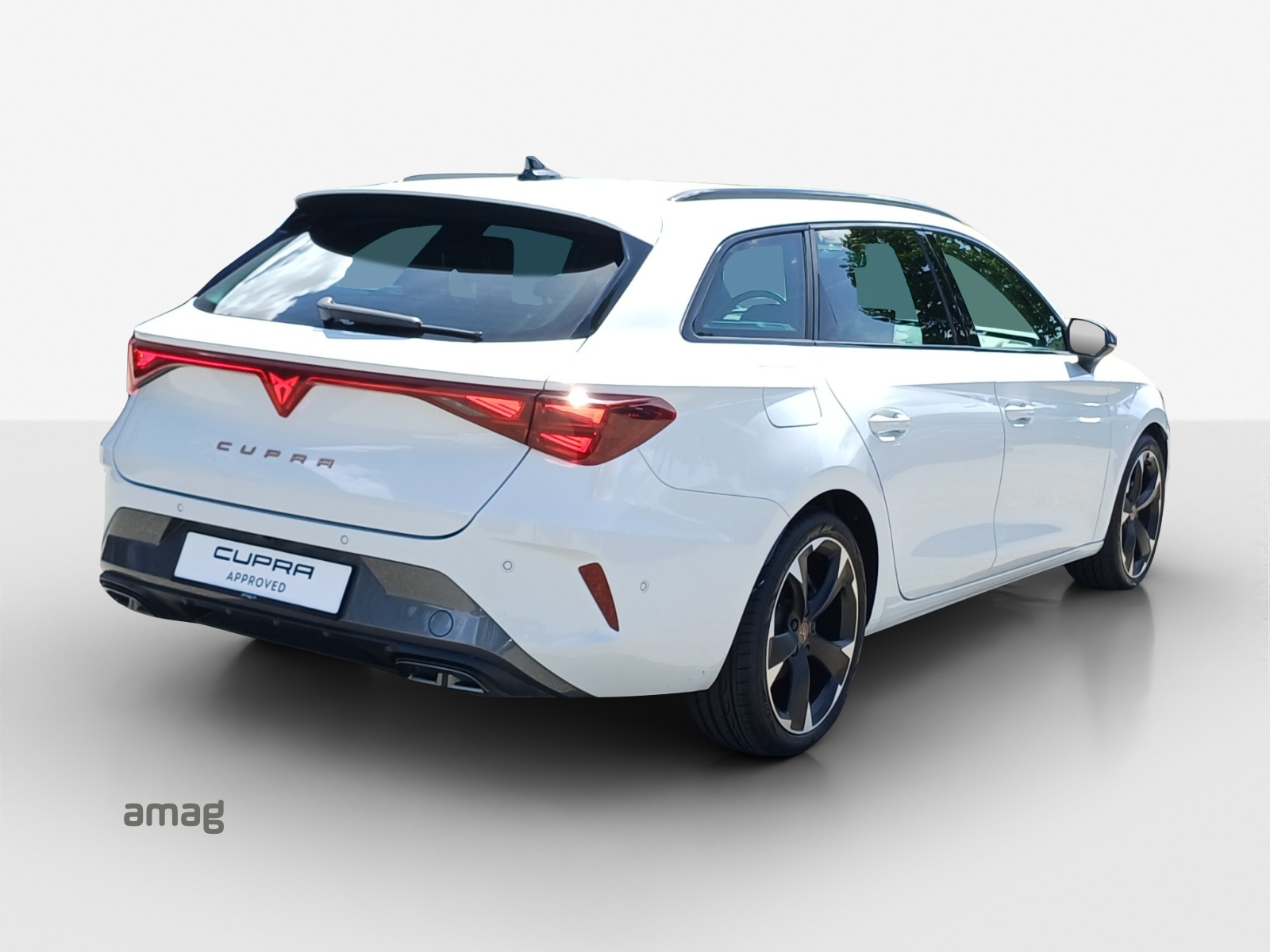 CUPRA LEON ST 1.5 eTSI DSG-image-4