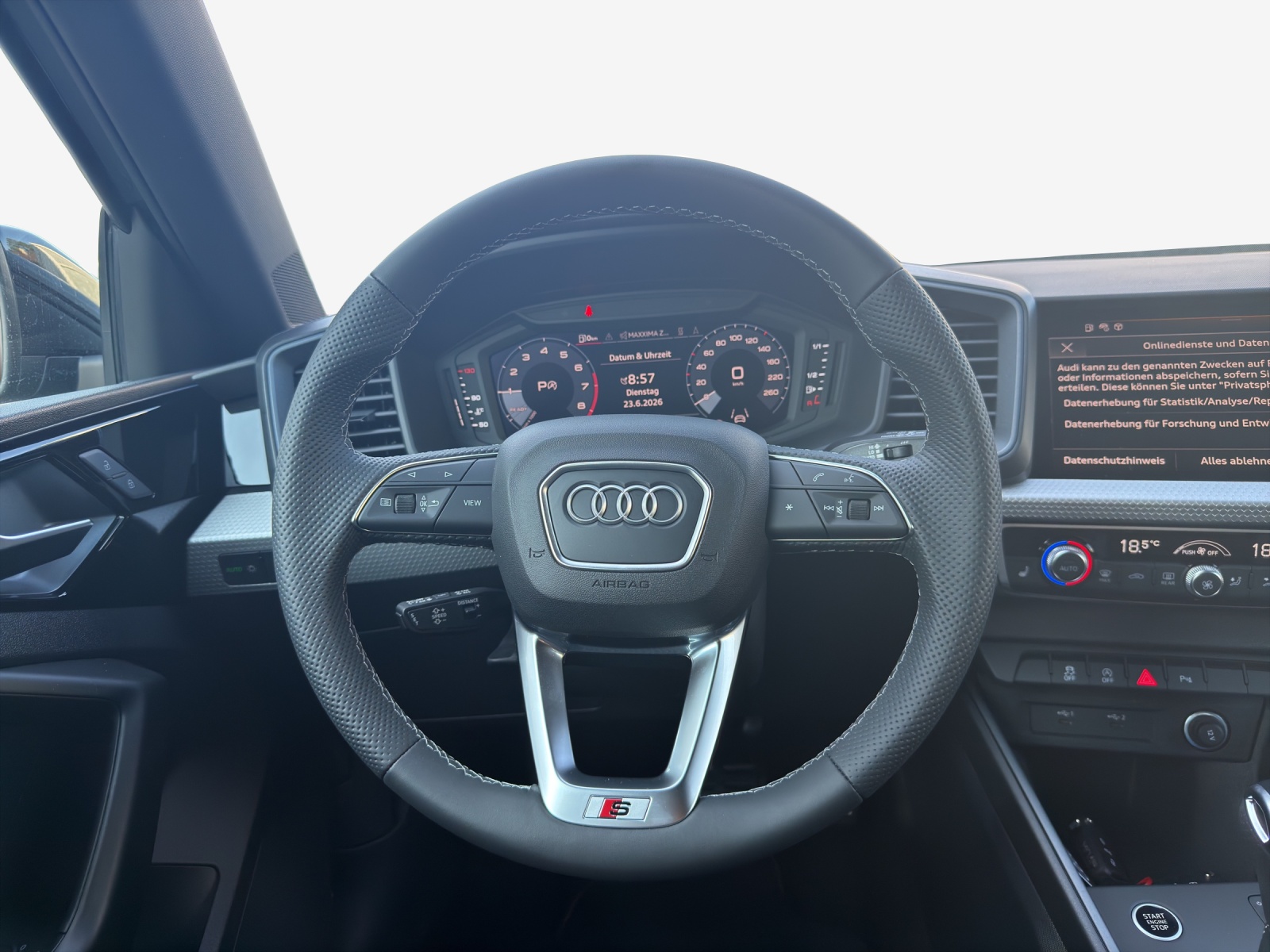 AUDI A1 Sportback 30 TFSI S Line Attraction S-tronic-image-8