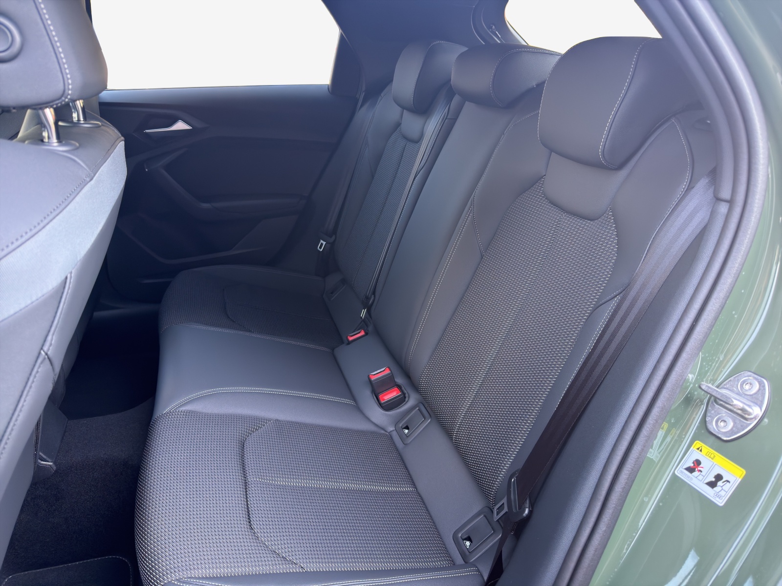 AUDI A1 Sportback 30 TFSI S Line Attraction S-tronic-image-10