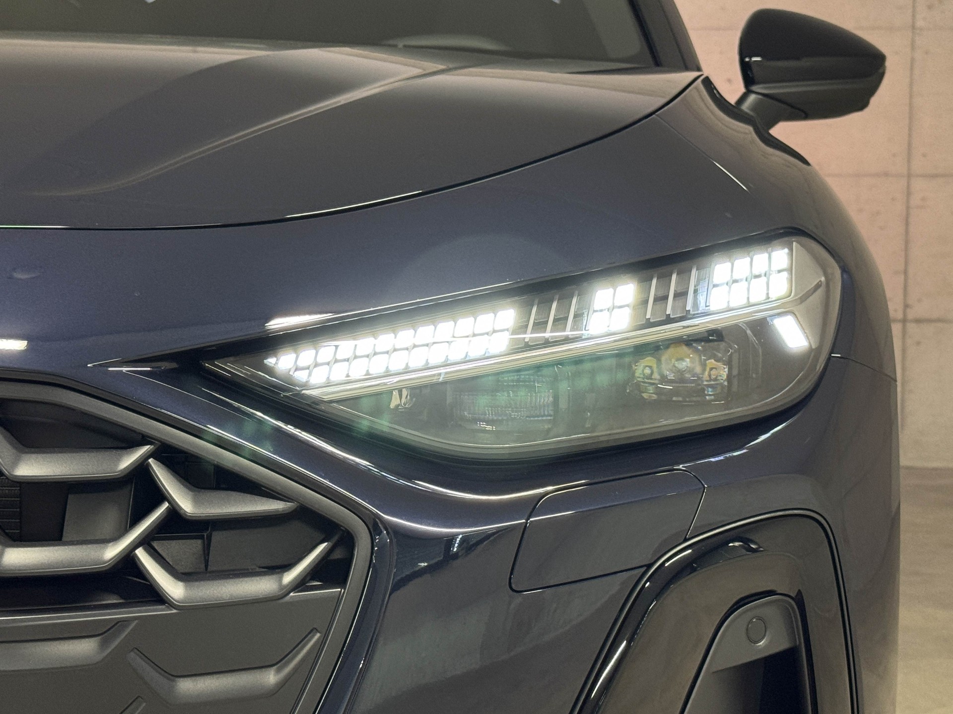 AUDI A5 Avant e-hybrid quattro 270 kW S tronic-image-5