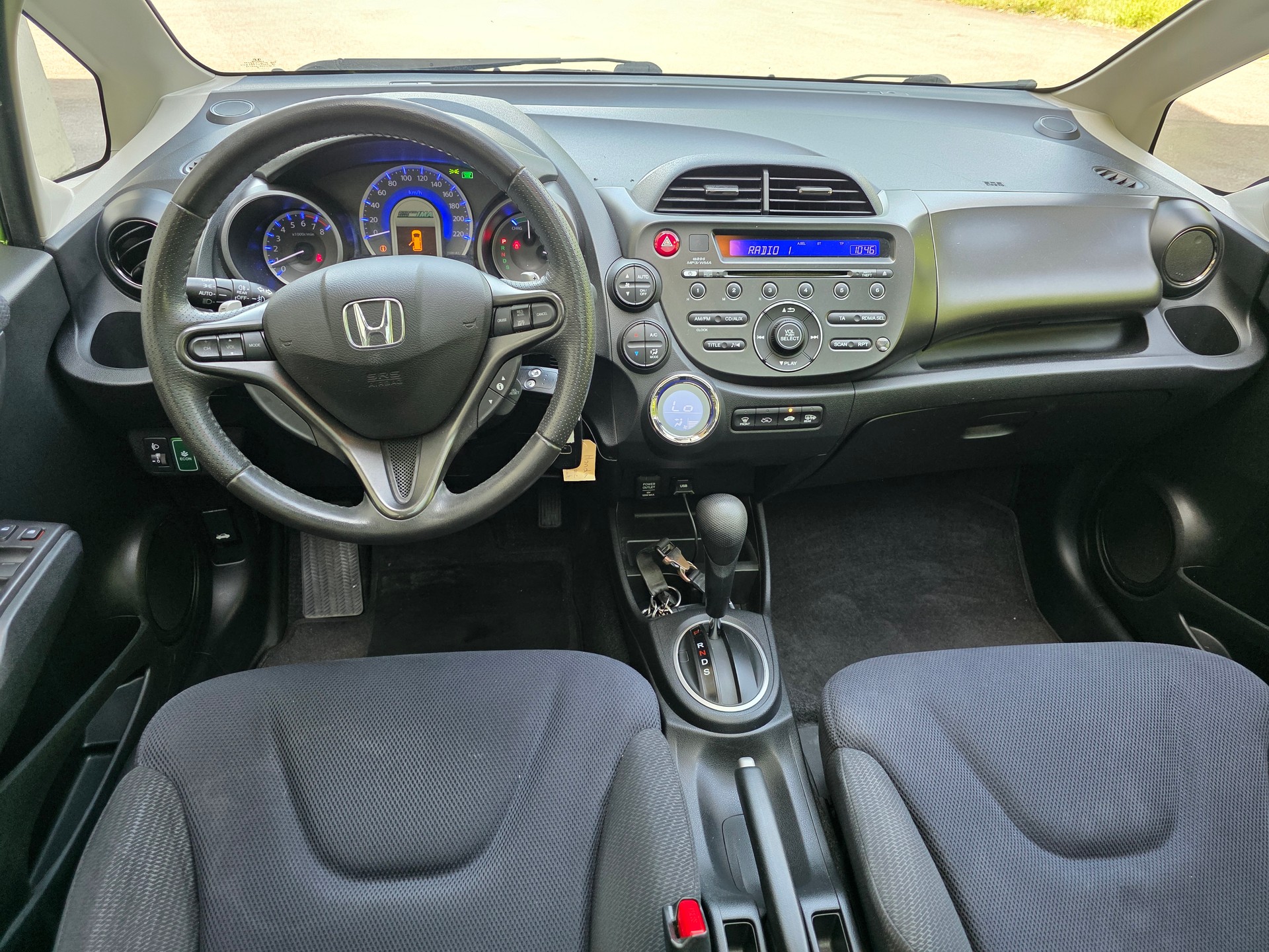 HONDA Jazz 1.3i Hybrid Elegance CVT-image-20