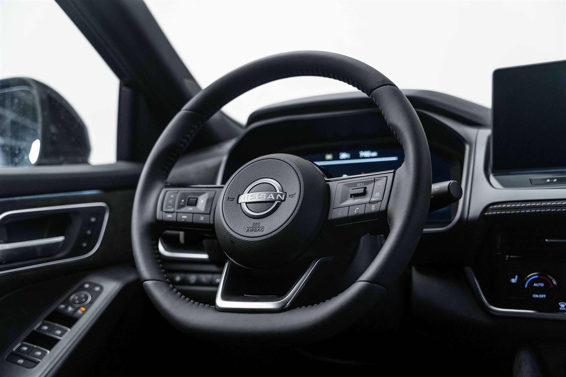 NISSAN Qashqai 1.3 DIG-T MHEV Tekna+ Xtronic-Automat-image-9