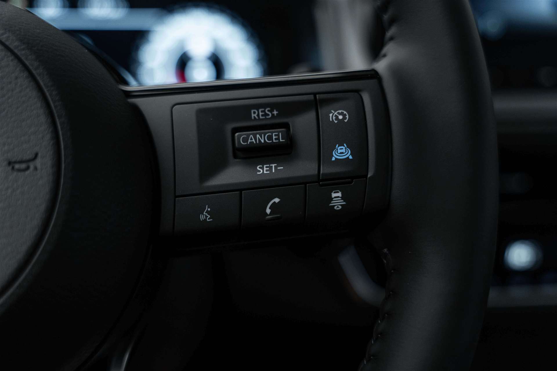 NISSAN Qashqai 1.3 DIG-T MHEV Tekna+ Xtronic-Automat-image-17