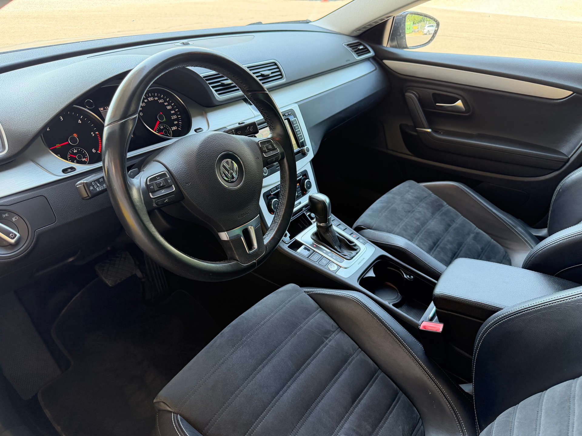 VW Passat CC 2.0 TDI BMT Advance 4Motion DSG-image-7