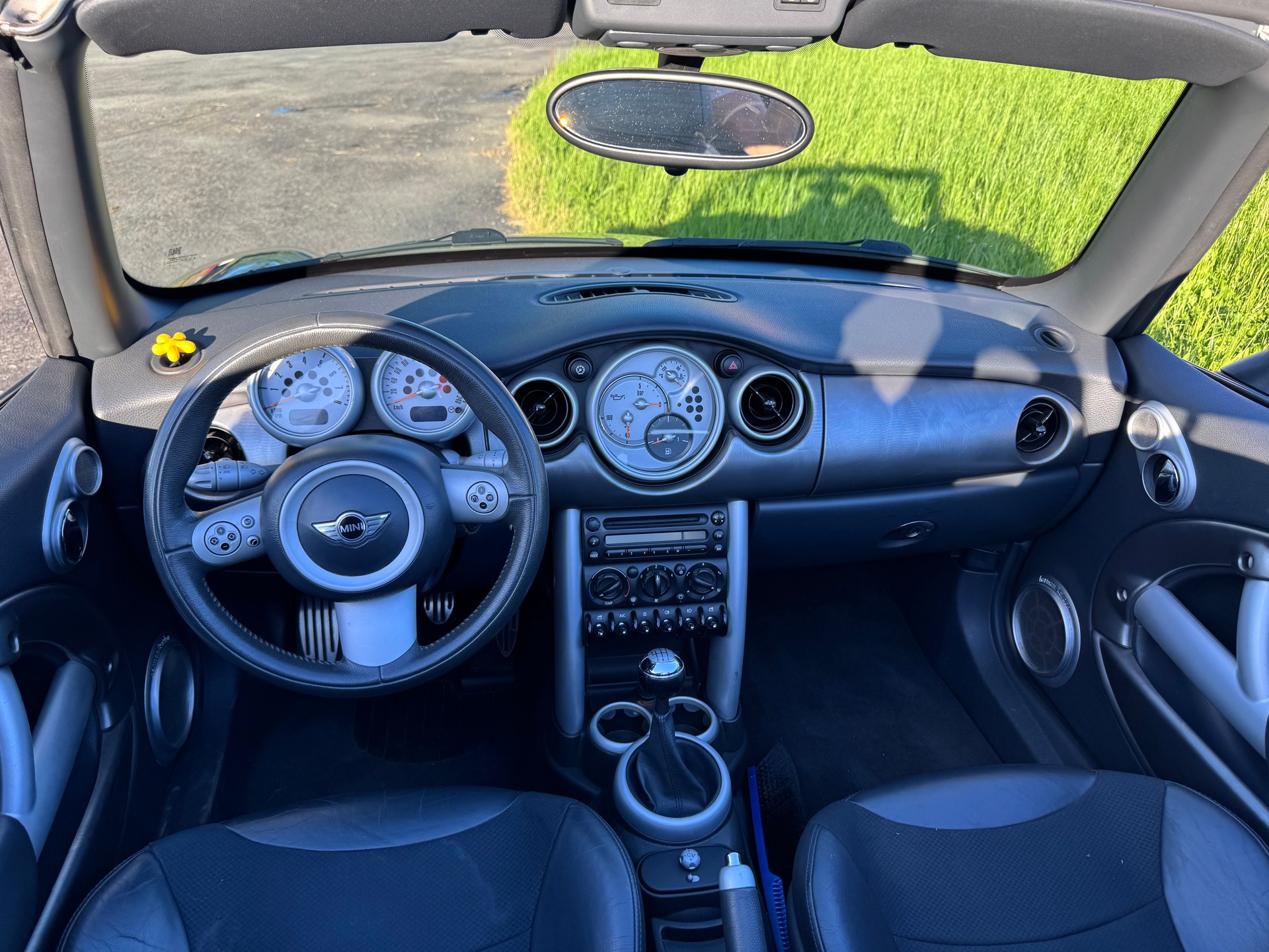 MINI 1.6i Cooper S-image-3