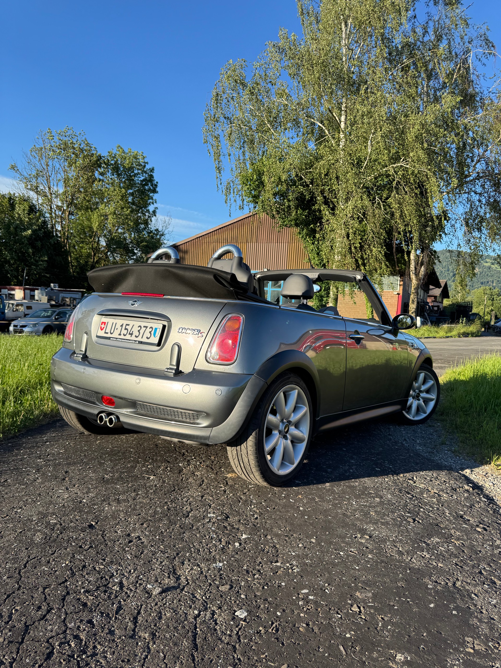 MINI 1.6i Cooper S-image-2