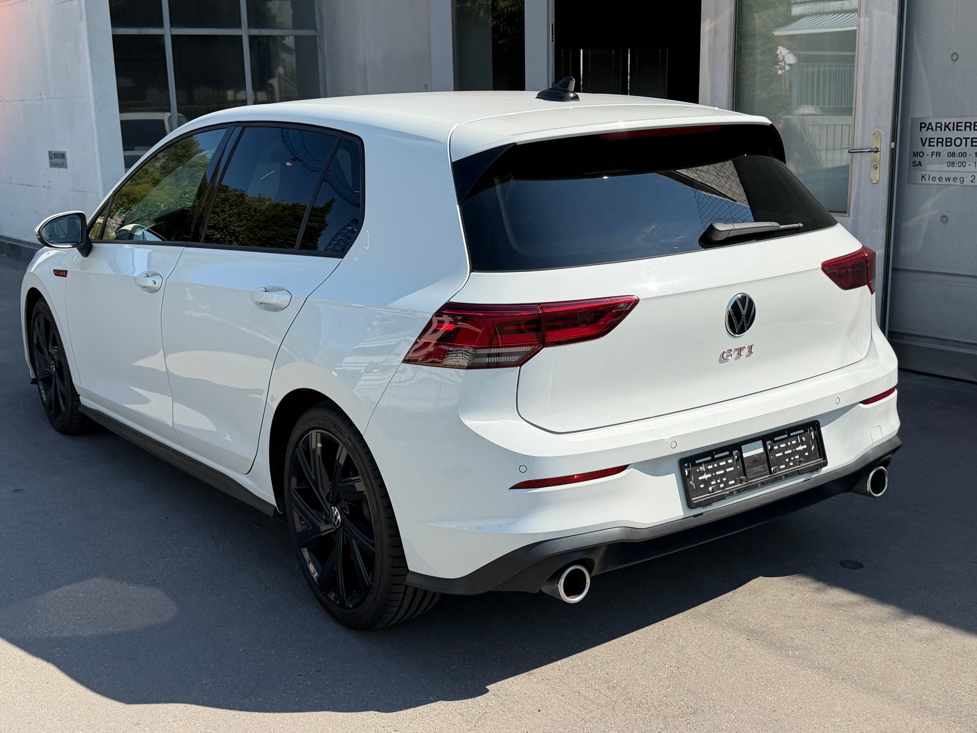 VW Golf 2.0 TSI GTI DSG-image-11