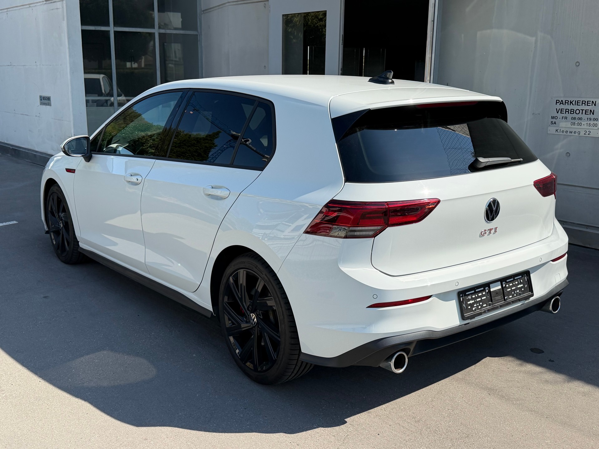 VW Golf 2.0 TSI GTI DSG-image-2
