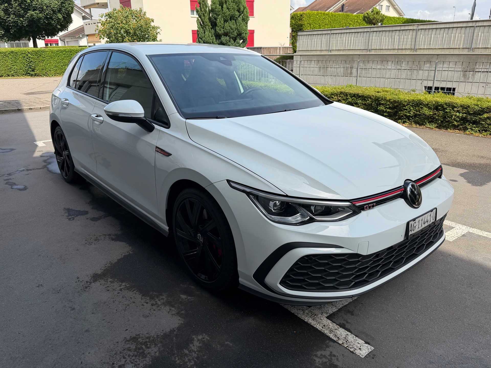VW Golf 2.0 TSI GTI DSG-image-1