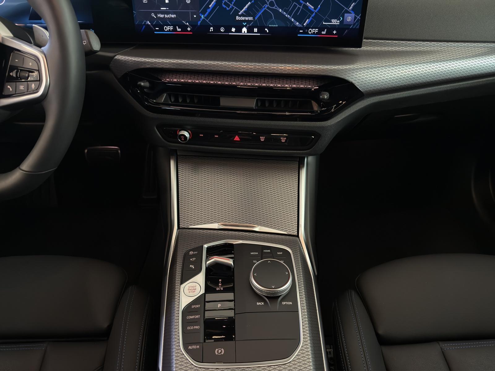 BMW 320d xDrive Touring M-SportPaket-image-15