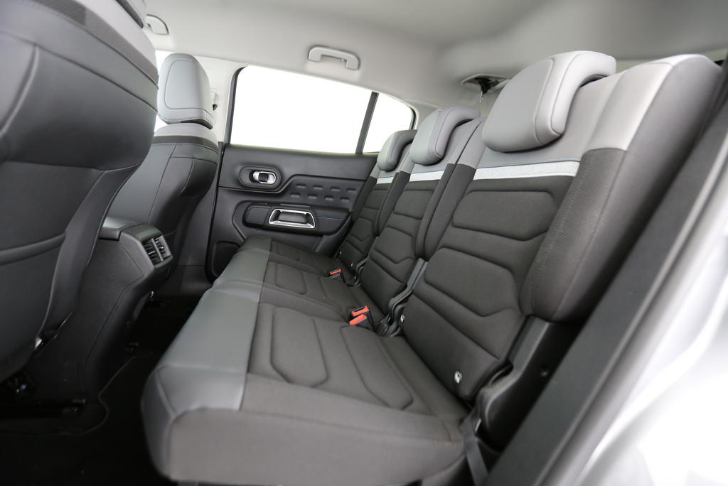 CITROEN C5 Aircross 1.2 PureTech Swiss Edition-image-8