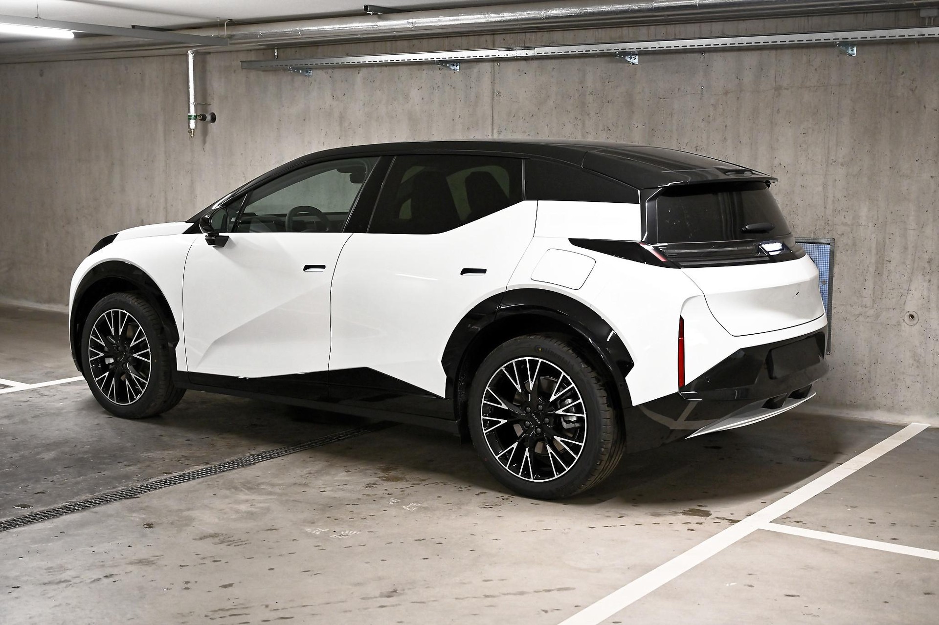 ZEEKR X Privilege AWD-image-6