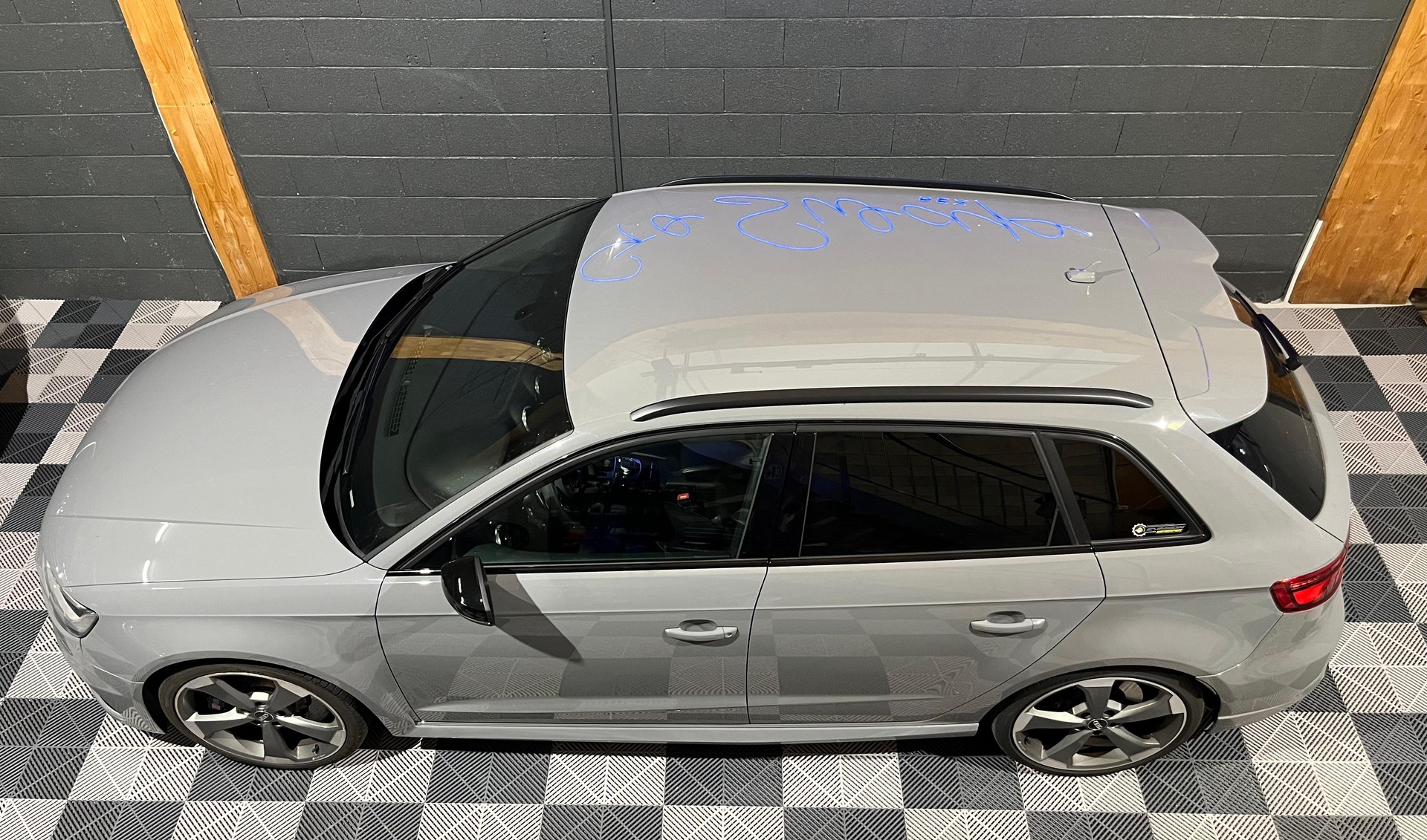 AUDI RS3 Sportback 2.5 TSI quattro S-tronic-image-6