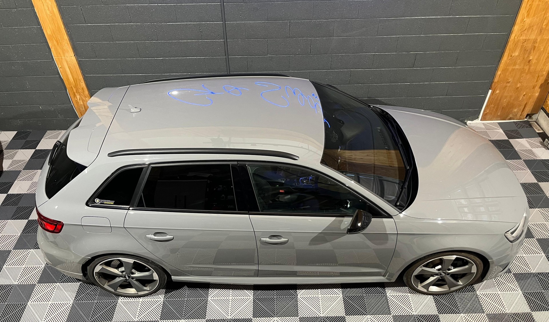 AUDI RS3 Sportback 2.5 TSI quattro S-tronic-showroom-element-1