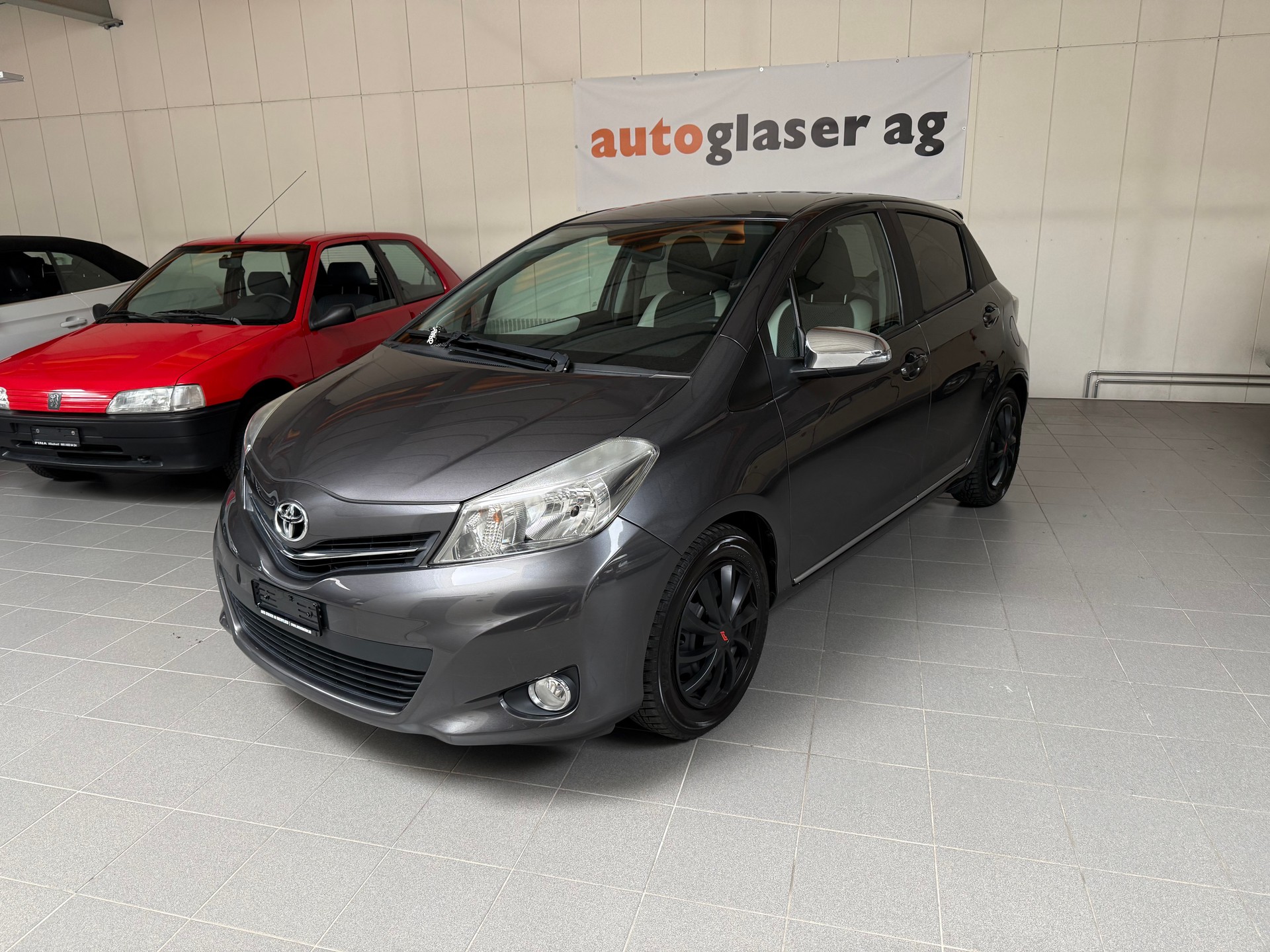 TOYOTA Yaris 1.33 Style Multidrive-image-2