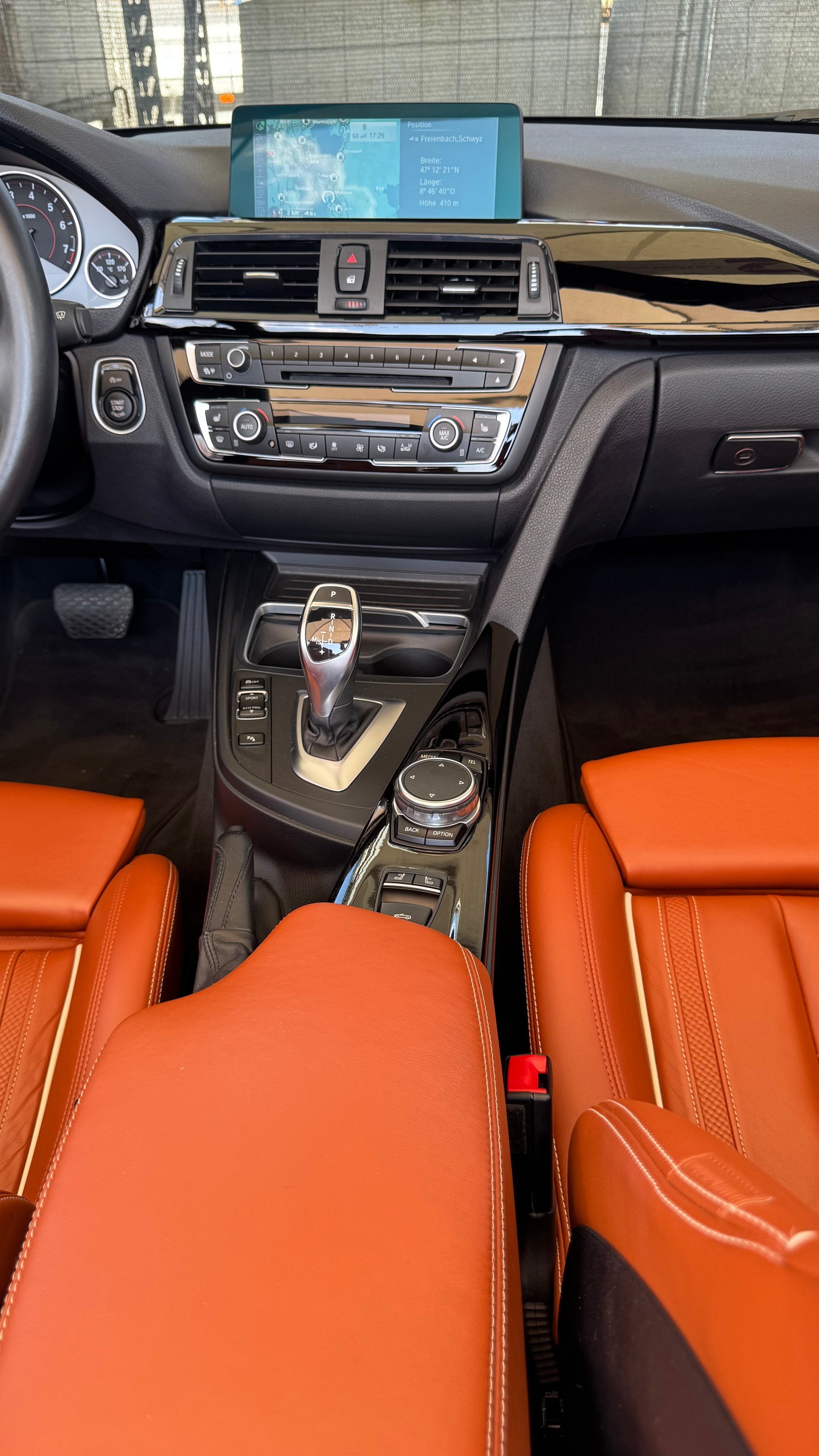 BMW 440i xDrive-image-16