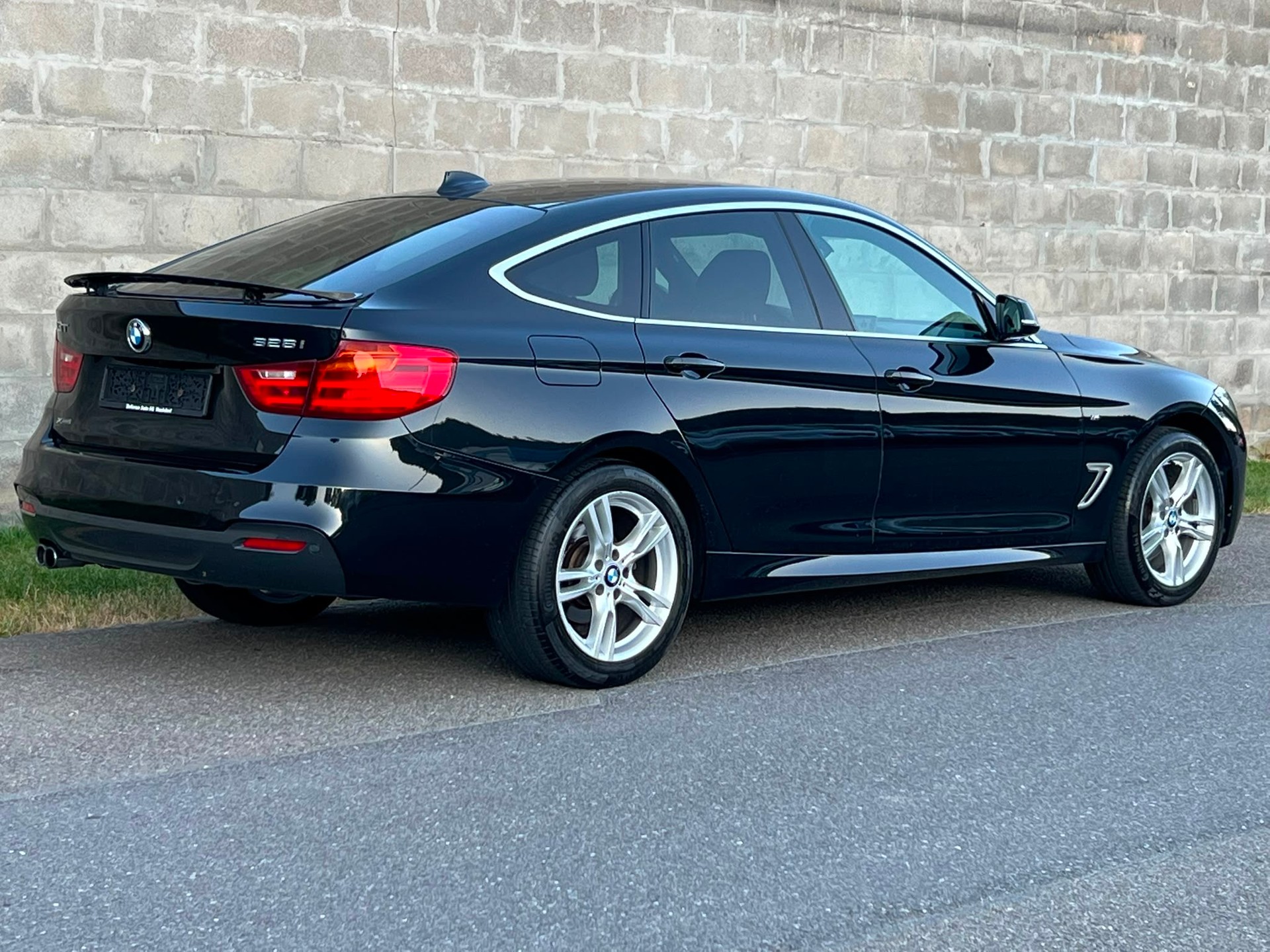 BMW 328i GT xDrive Sport Line Steptronic-image-3