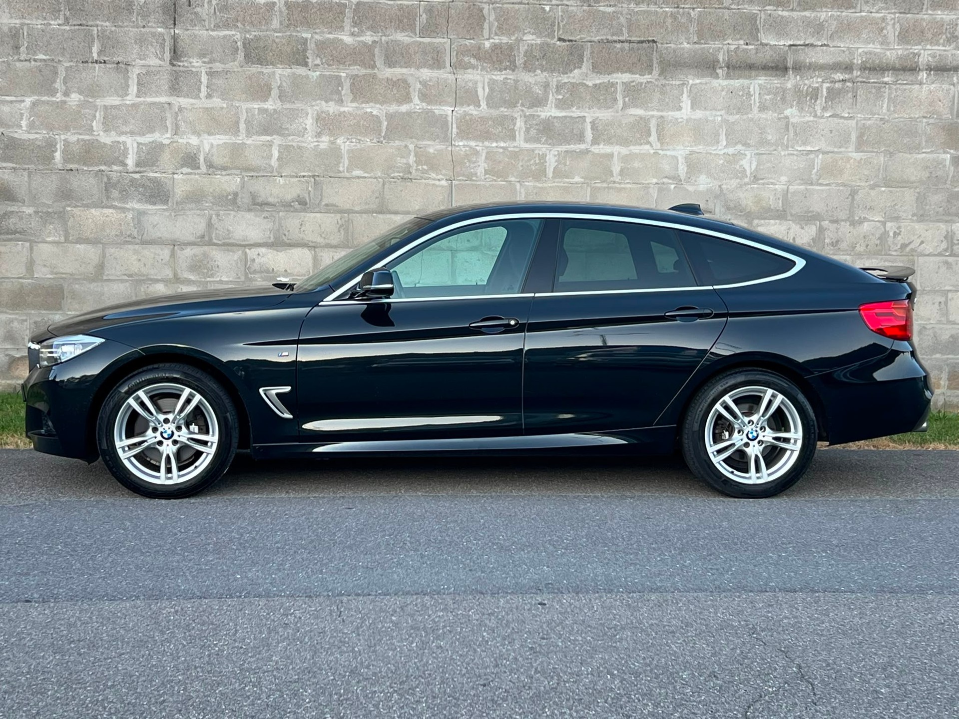 BMW 328i GT xDrive Sport Line Steptronic-image-5