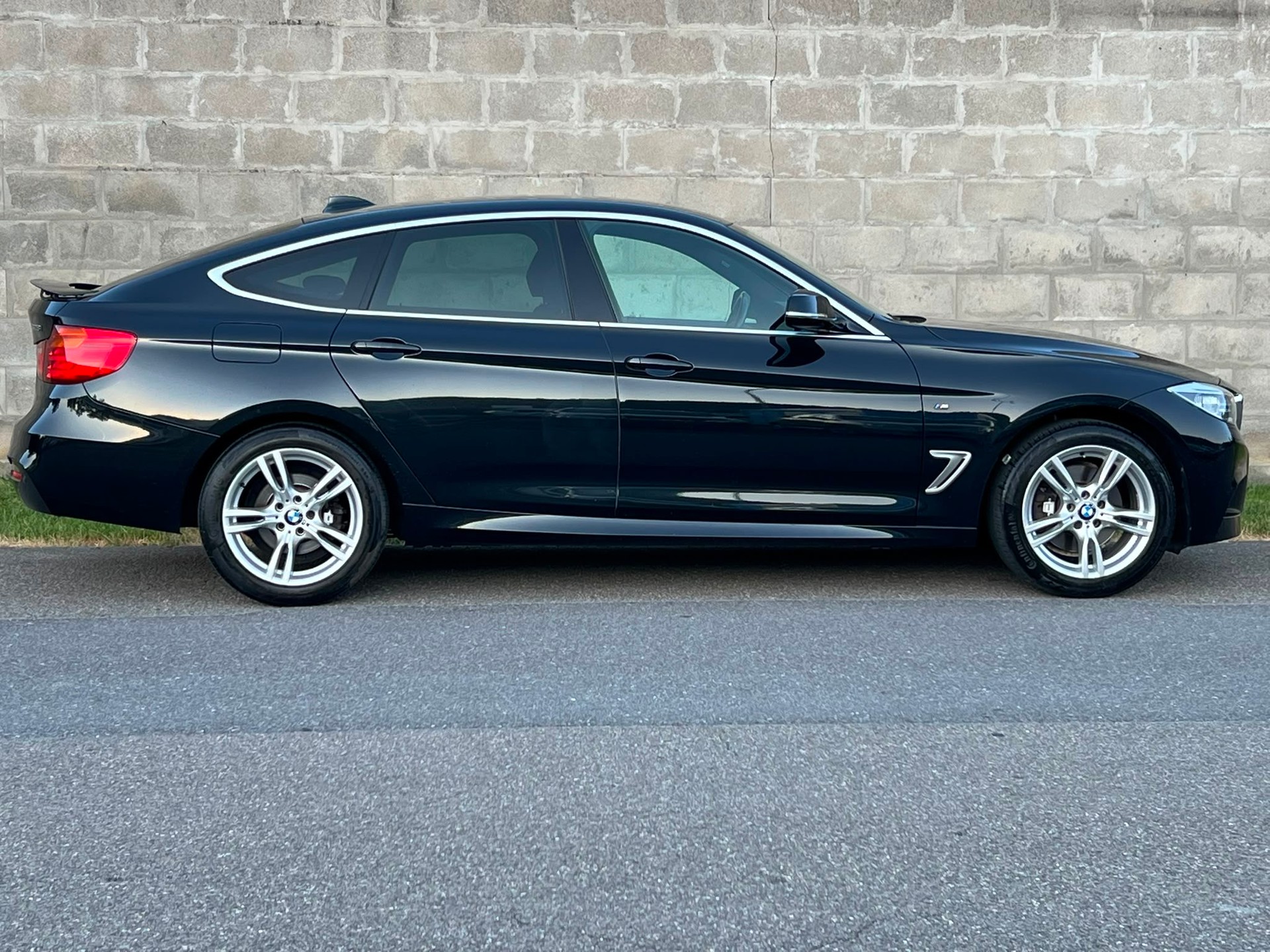BMW 328i GT xDrive Sport Line Steptronic-image-4