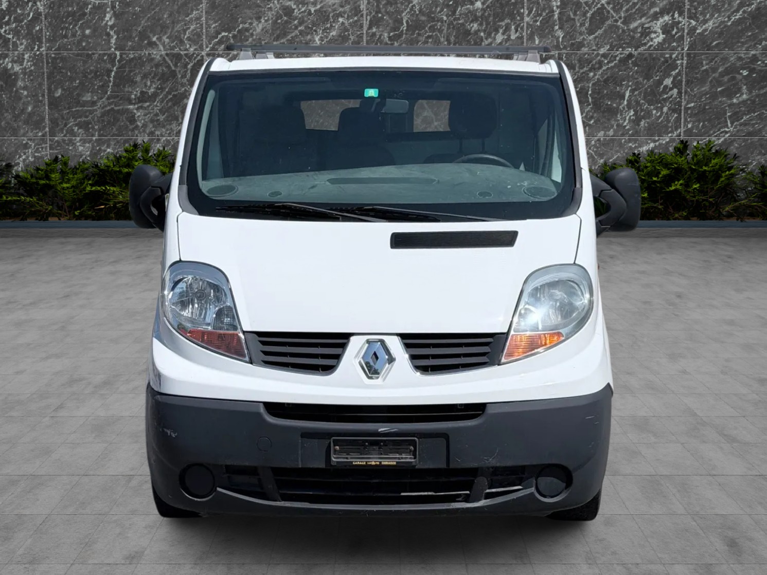 RENAULT Trafic 2.0 dCi 90 2.7t L1H1-image-0