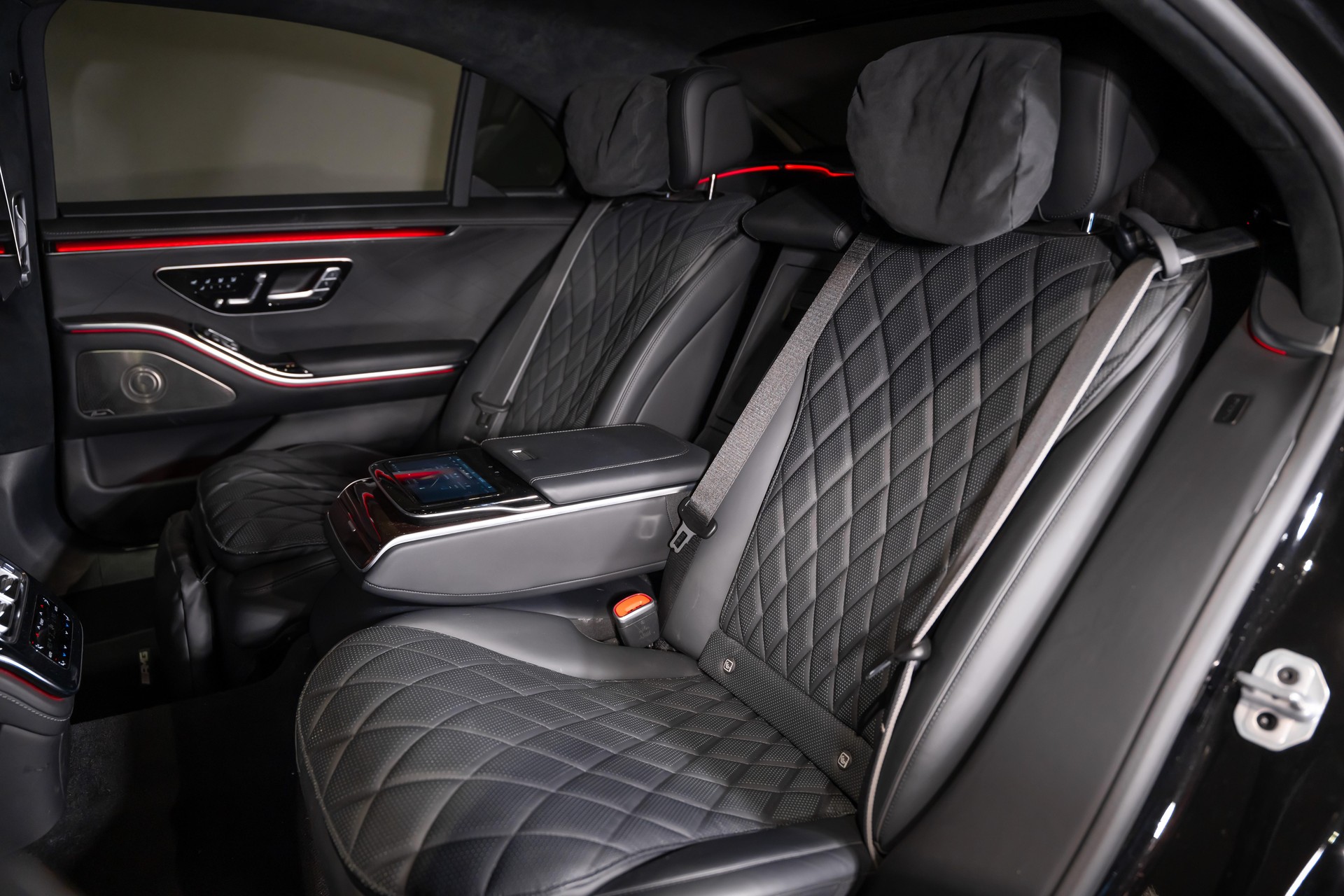 MERCEDES-BENZ S 450 d 4matic-image-17