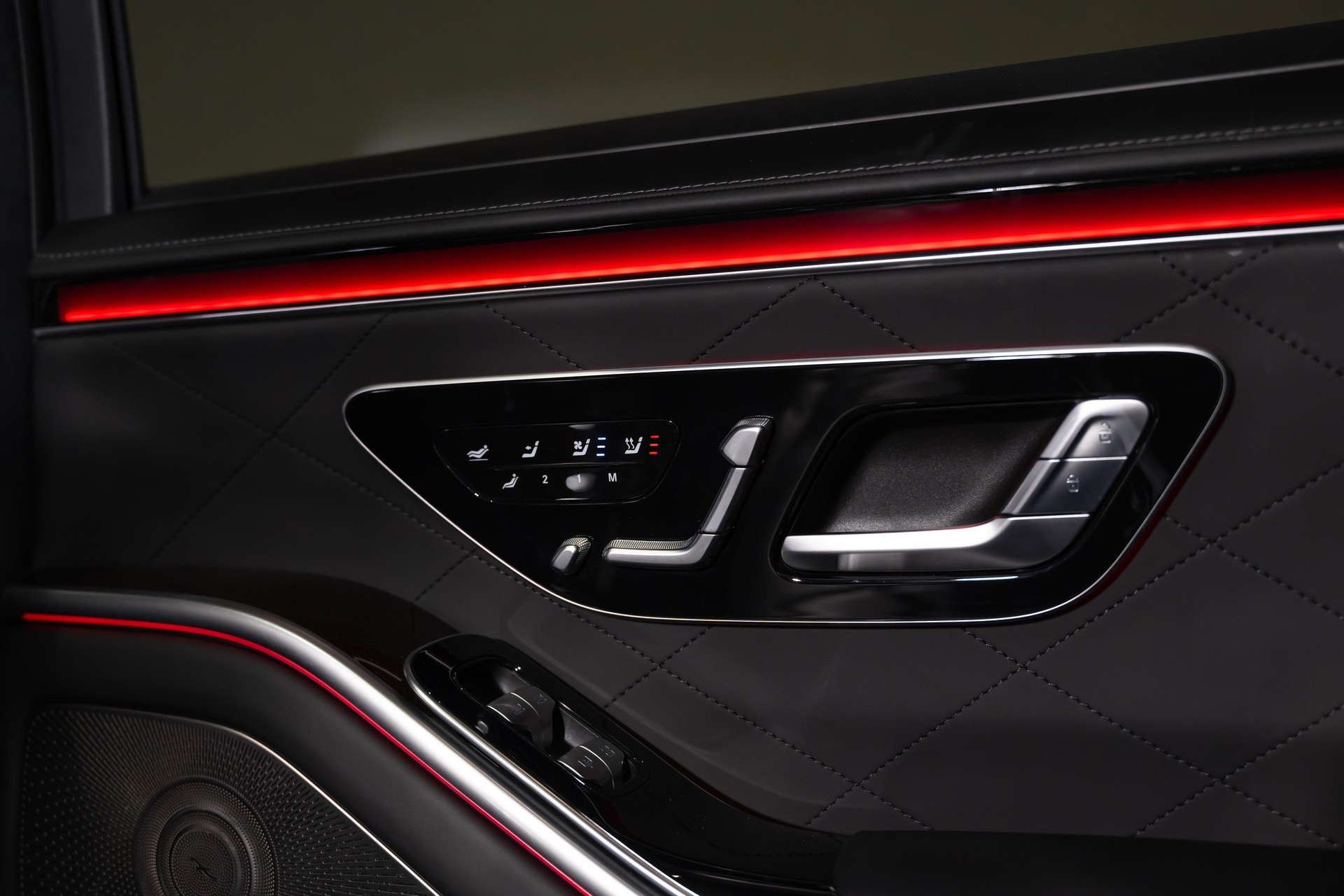 MERCEDES-BENZ S 450 d 4matic-image-21