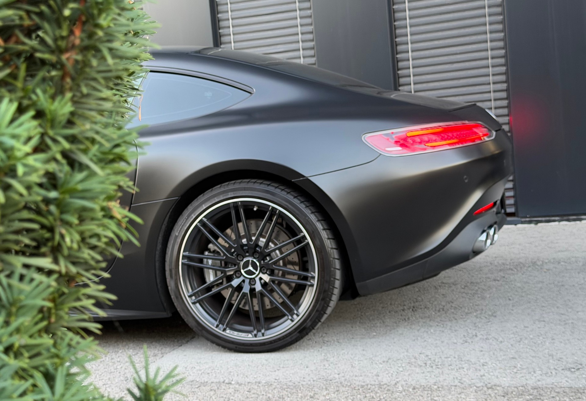 MERCEDES-BENZ AMG GT Speedshift ♦️1.Hand* CH Fahrzeug*Facelift Modell♦️-image-5