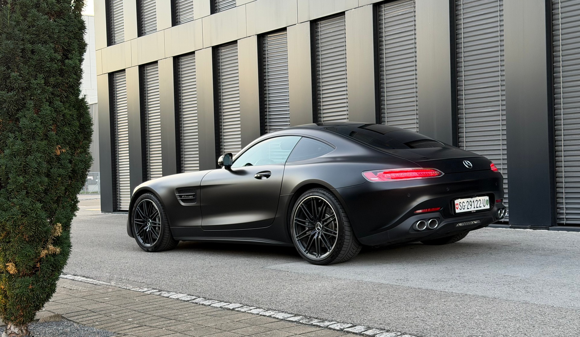 MERCEDES-BENZ AMG GT Speedshift ♦️1.Hand* CH Fahrzeug*Facelift Modell♦️-image-14