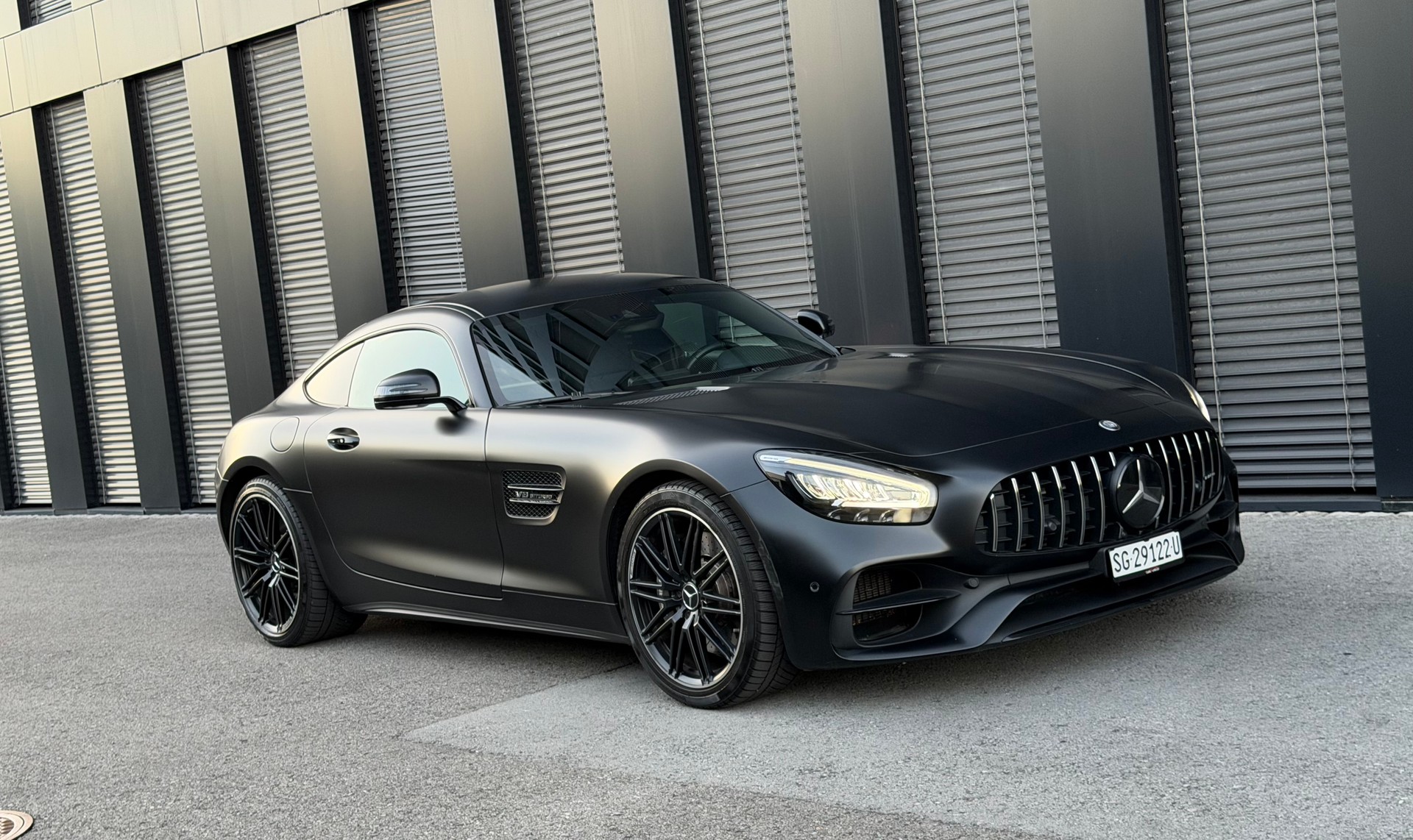 MERCEDES-BENZ AMG GT Speedshift ♦️1.Hand* CH Fahrzeug*Facelift Modell♦️-image-19