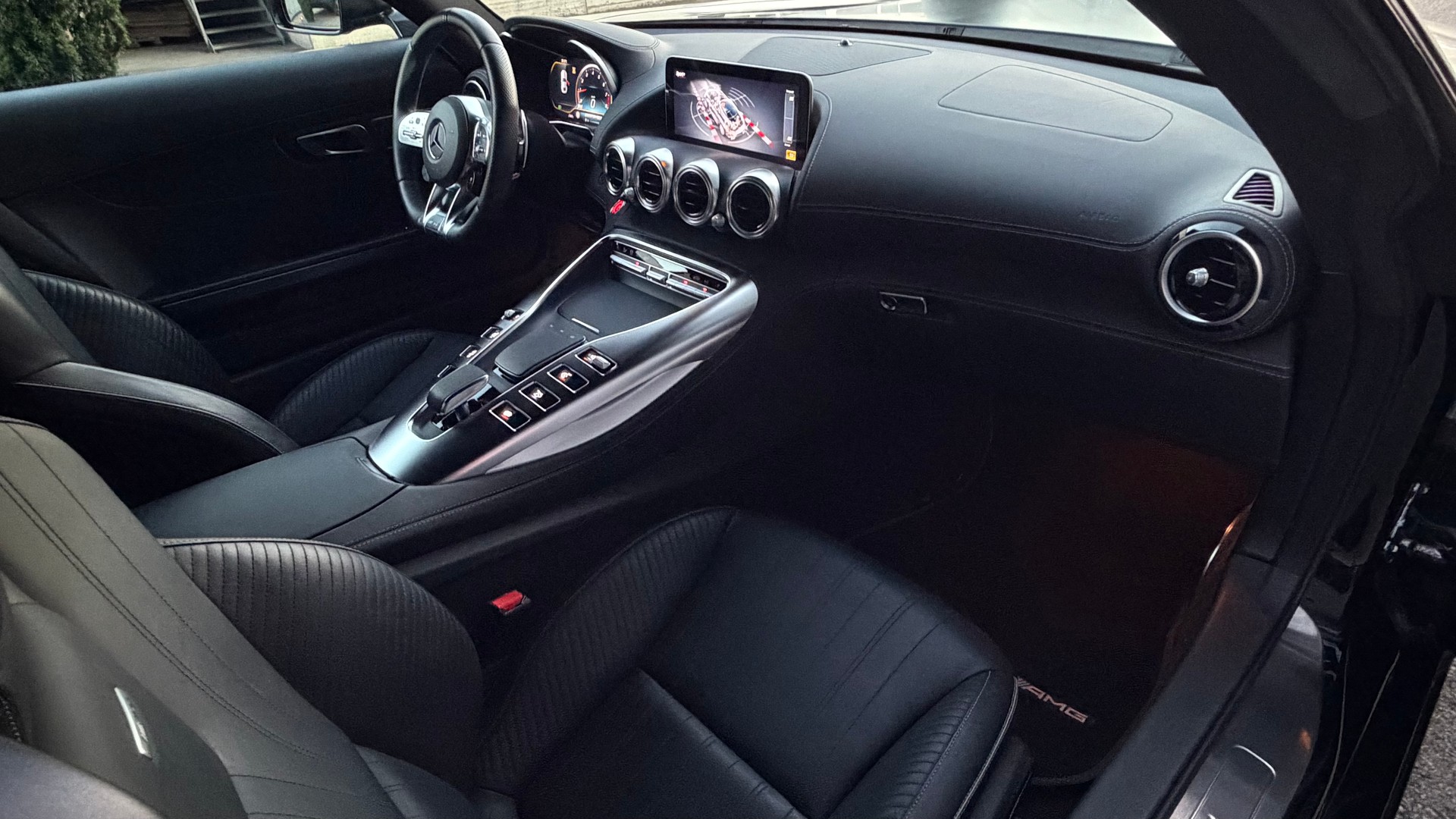 MERCEDES-BENZ AMG GT Speedshift ♦️1.Hand* CH Fahrzeug*Facelift Modell♦️-image-21