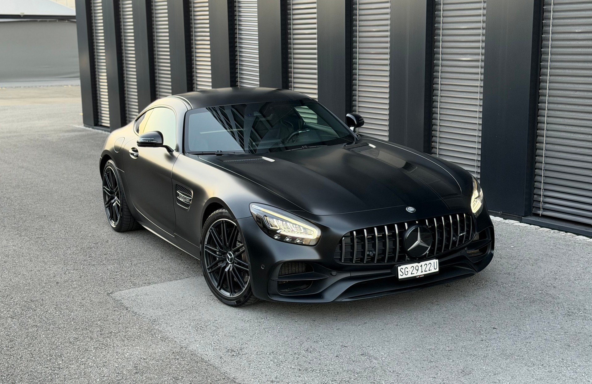 MERCEDES-BENZ AMG GT Speedshift ♦️1.Hand* CH Fahrzeug*Facelift Modell♦️-image-16